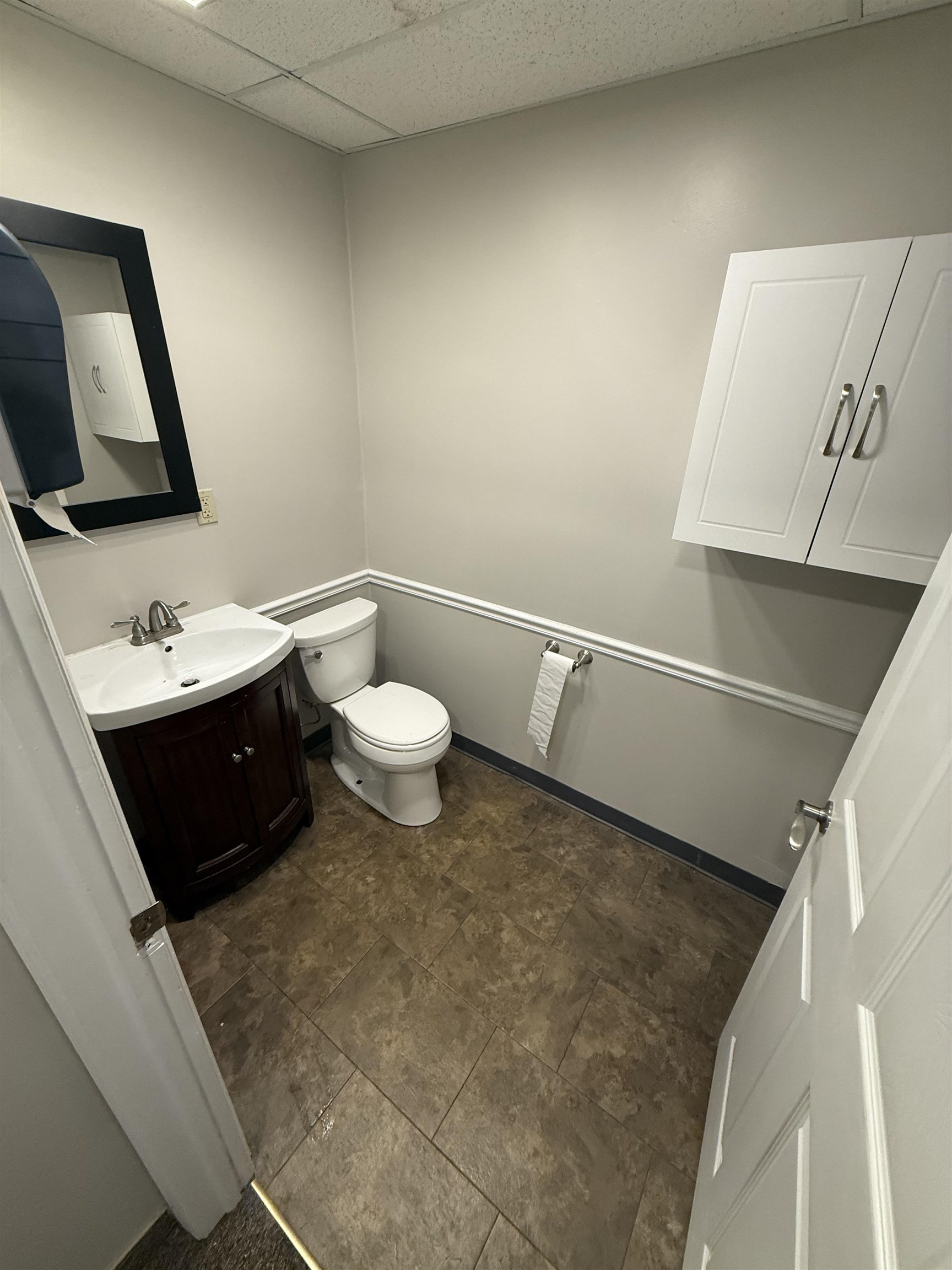 https://zimg.paragon.ice.com/ParagonImages/Property/PH/AABRKY/61205/10/0/0/24c70d3f08ba0b100dd151759285aca9/0/ab8cfa0bc3b9f91bb3fe68bbefe61b79/61205-2c545598-2fac-4a93-a9c6-060809c7f1e0.JPG