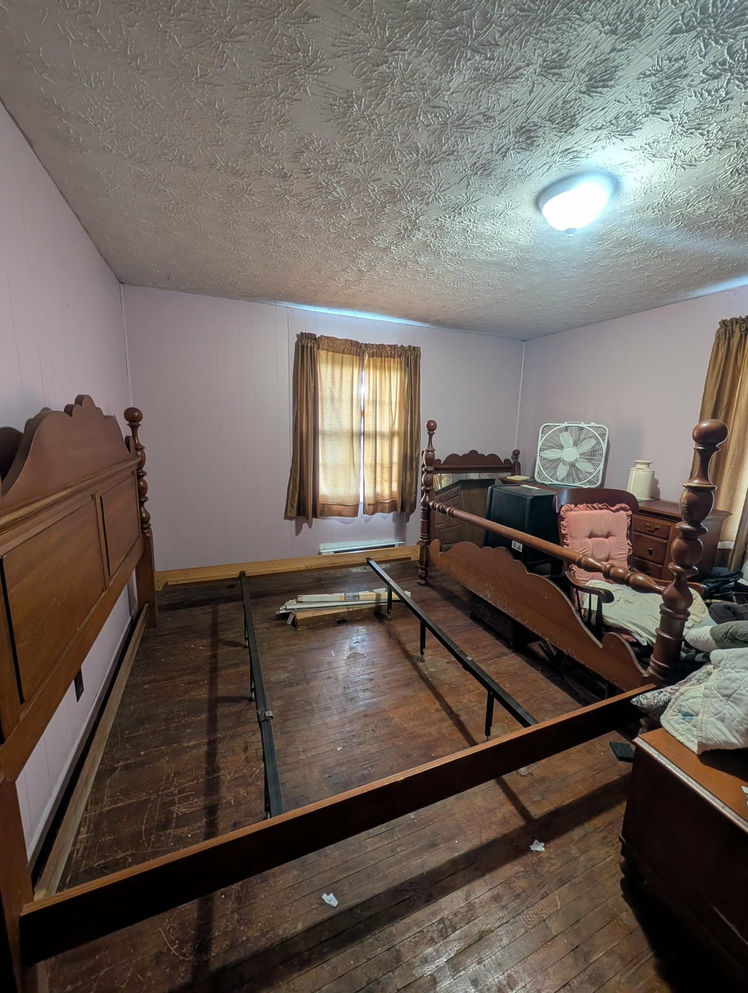 https://zimg.paragon.ice.com/ParagonImages/Property/PH/AABRKY/61214/10/0/0/801e7025853380970394a8186435bf03/0/f2ca839bca2c0299309bd5ba204b9c3d/61214-bca2f214-4c5d-4f7d-8266-e514f6d850dc.JPG