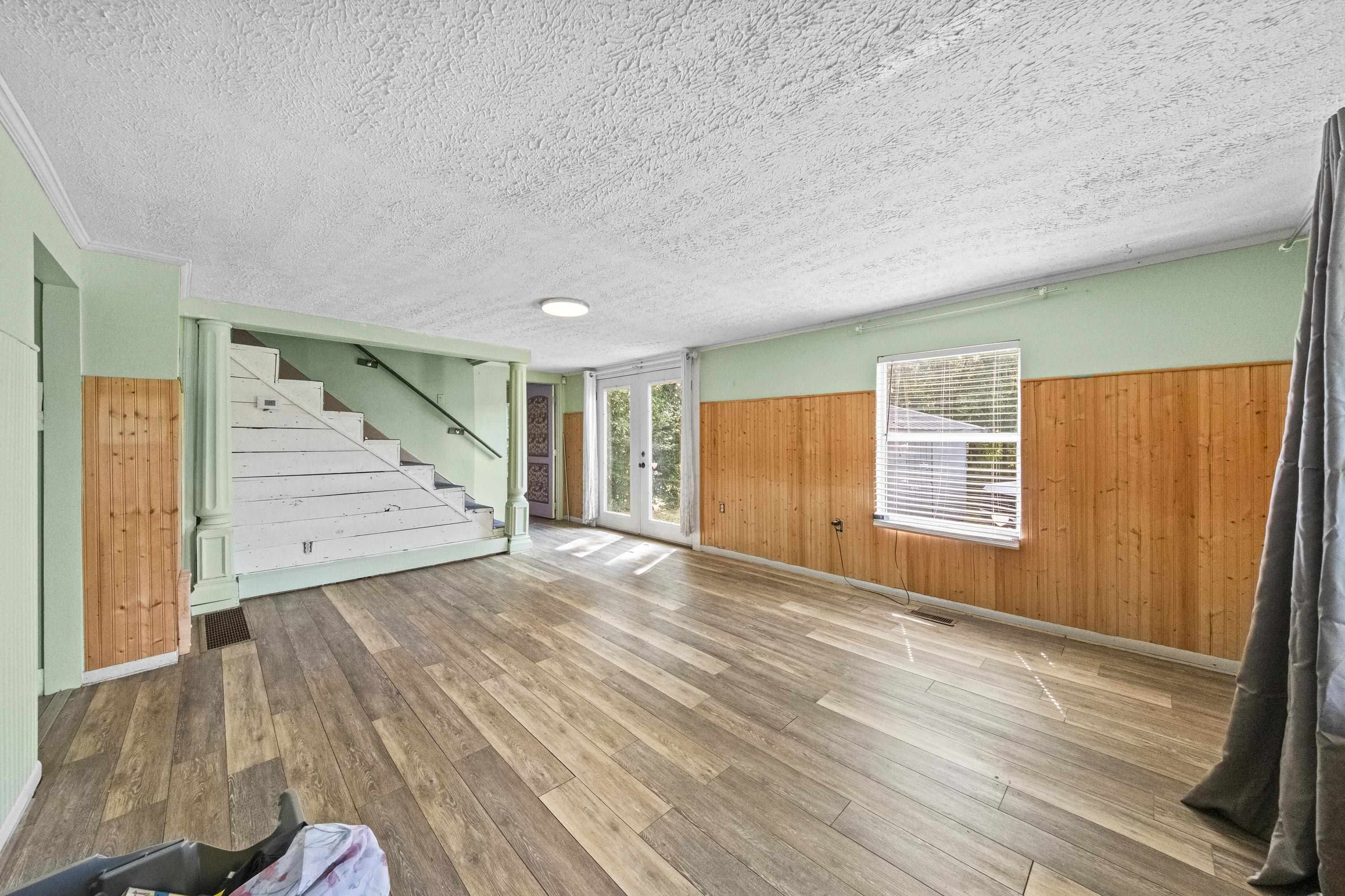https://zimg.paragon.ice.com/ParagonImages/Property/PH/AABRKY/61219/1/0/0/b736b9d9bd400dd735c07425ce373bd5/0/dcb8eda7f5eda9a3430af2e3f5aaf73e/61219-9bd249dd-2807-4e39-b92c-92fbbffcca9b.JPG