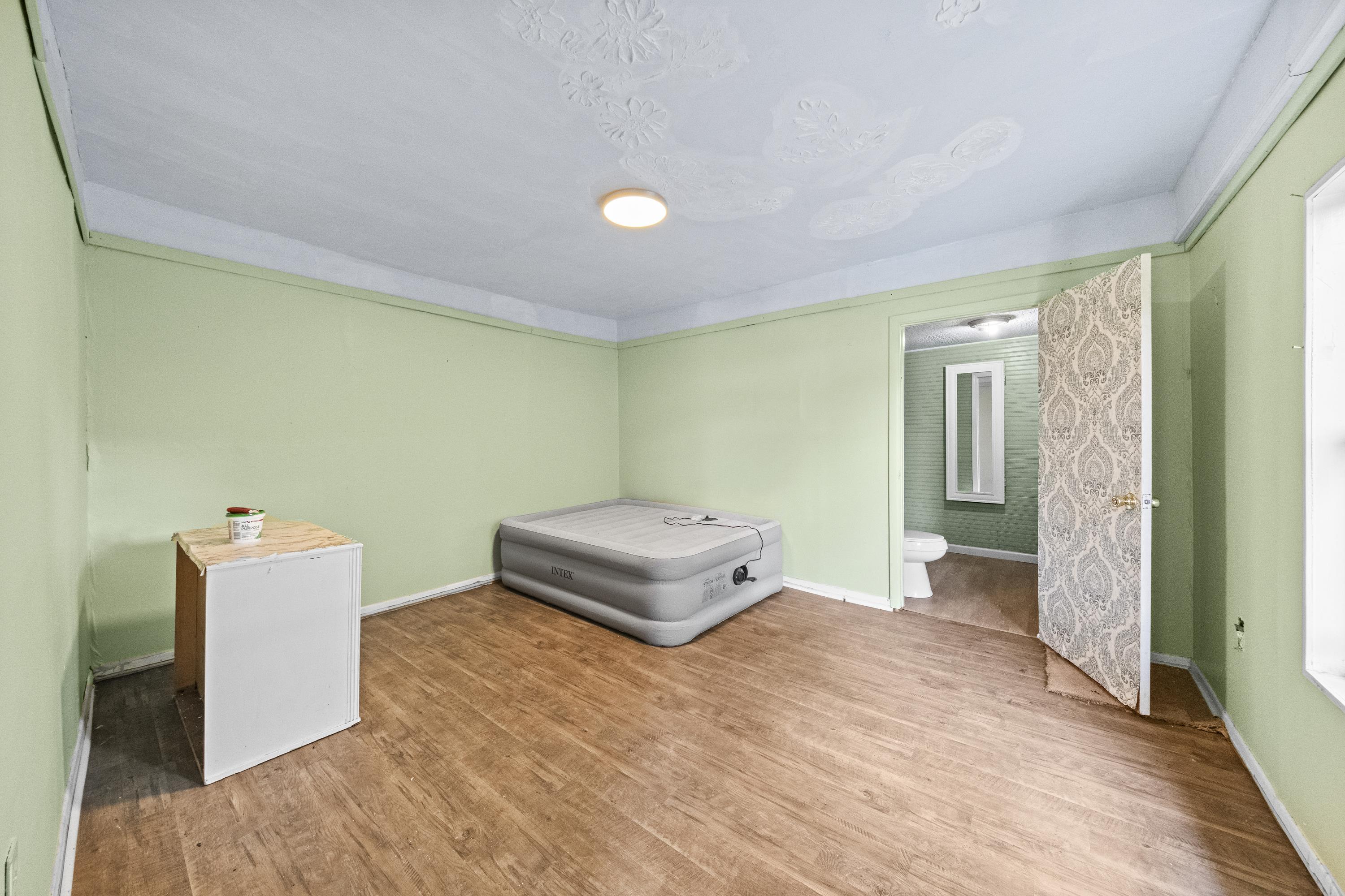 https://zimg.paragon.ice.com/ParagonImages/Property/PH/AABRKY/61219/4/0/0/d918fa9a1ffe1105f4e120bf0714514e/0/dcb8eda7f5eda9a3430af2e3f5aaf73e/61219-2a5af587-795d-471a-946b-d64ffa9a4262.JPG