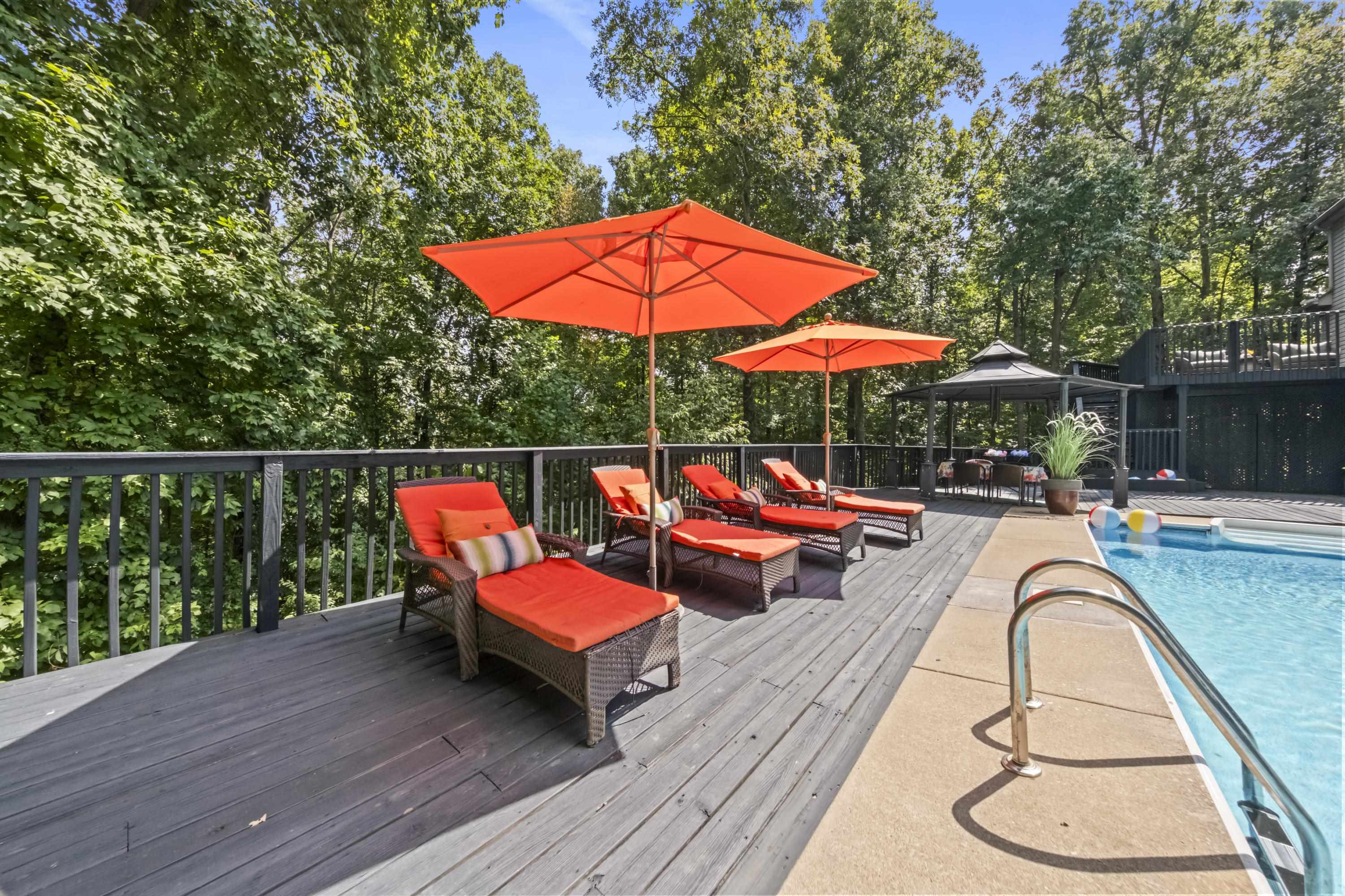 https://zimg.paragon.ice.com/ParagonImages/Property/PH/AABRKY/61222/7/0/0/1eec363db32fafb8727b61949e381a2d/0/253d26a03748411ee4a6a8d2a0d80524/61222-df0121a8-6320-4010-b994-f55f39e893b6.JPG