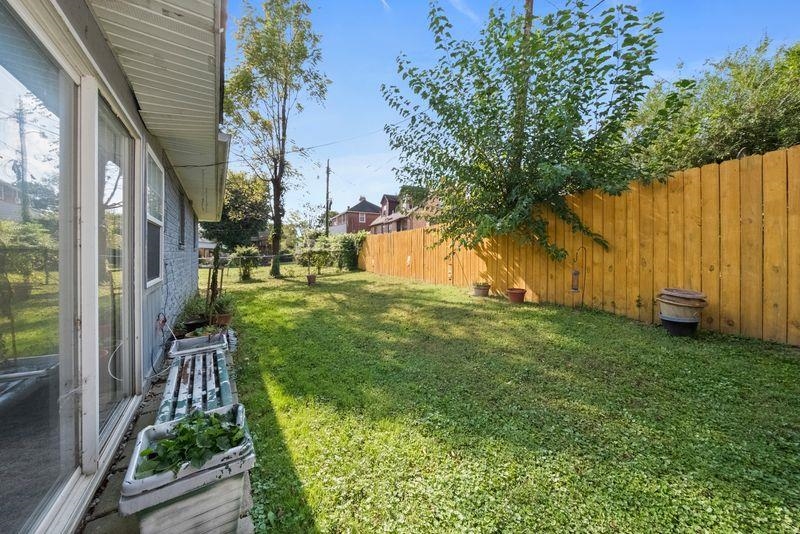 2521 Algonquin Avenue