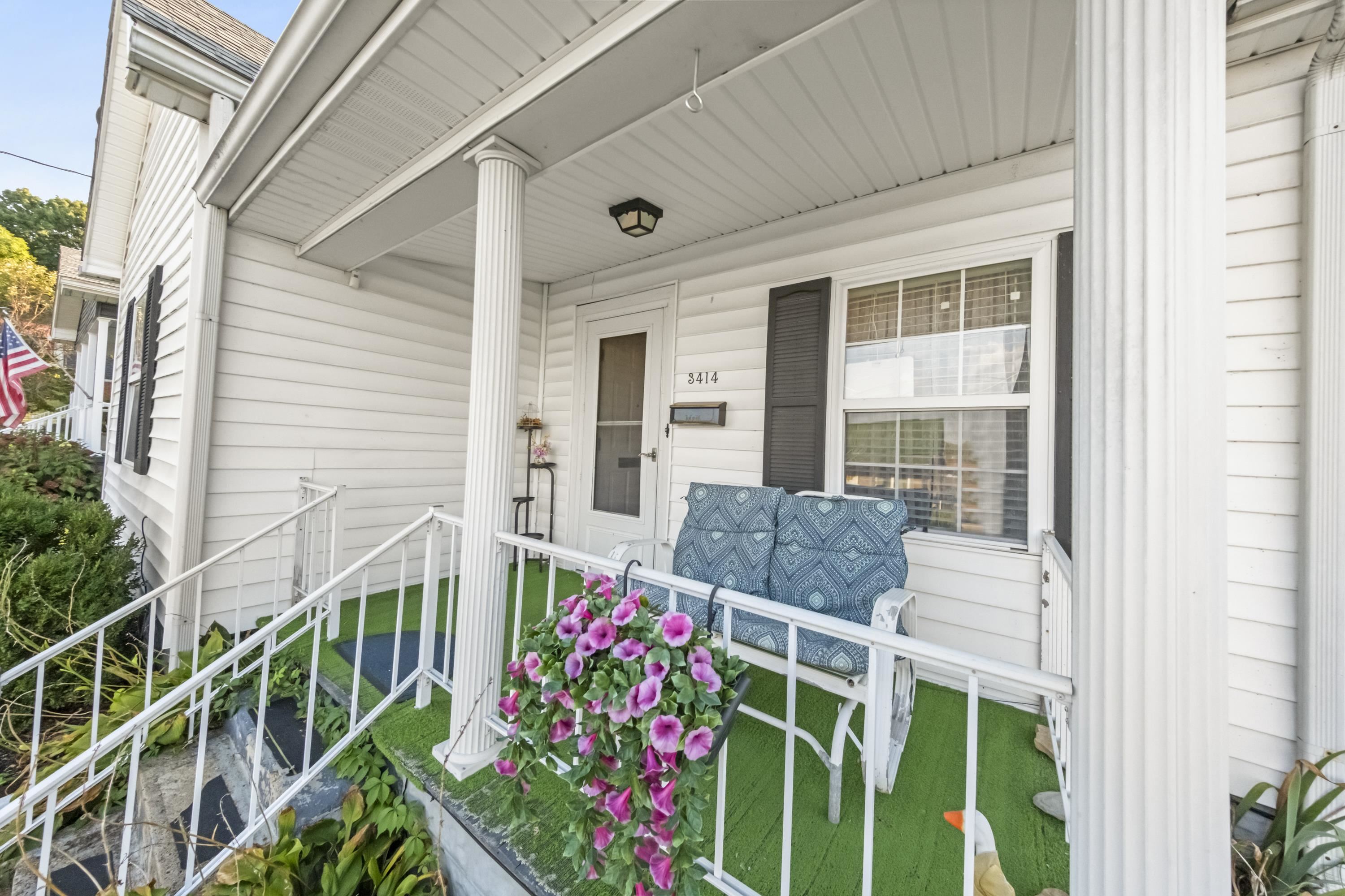 https://zimg.paragon.ice.com/ParagonImages/Property/PH/AABRKY/61230/5/0/0/40d71c8bd489b69bb3ba0b5f1cb3515a/0/f6481d4e34a783710043c6a59816b0d1/61230-09d006c6-6a40-4db2-bd9f-0a099c9dc7dd.JPG