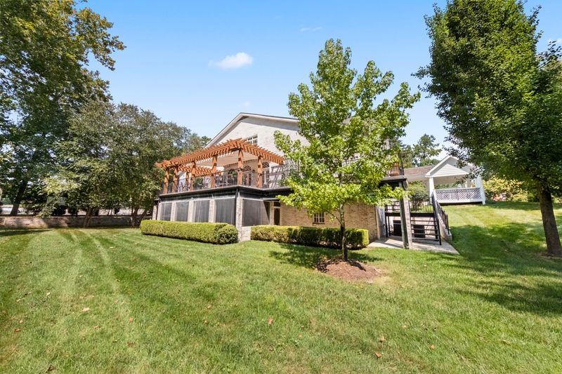 120 Country Club Drive