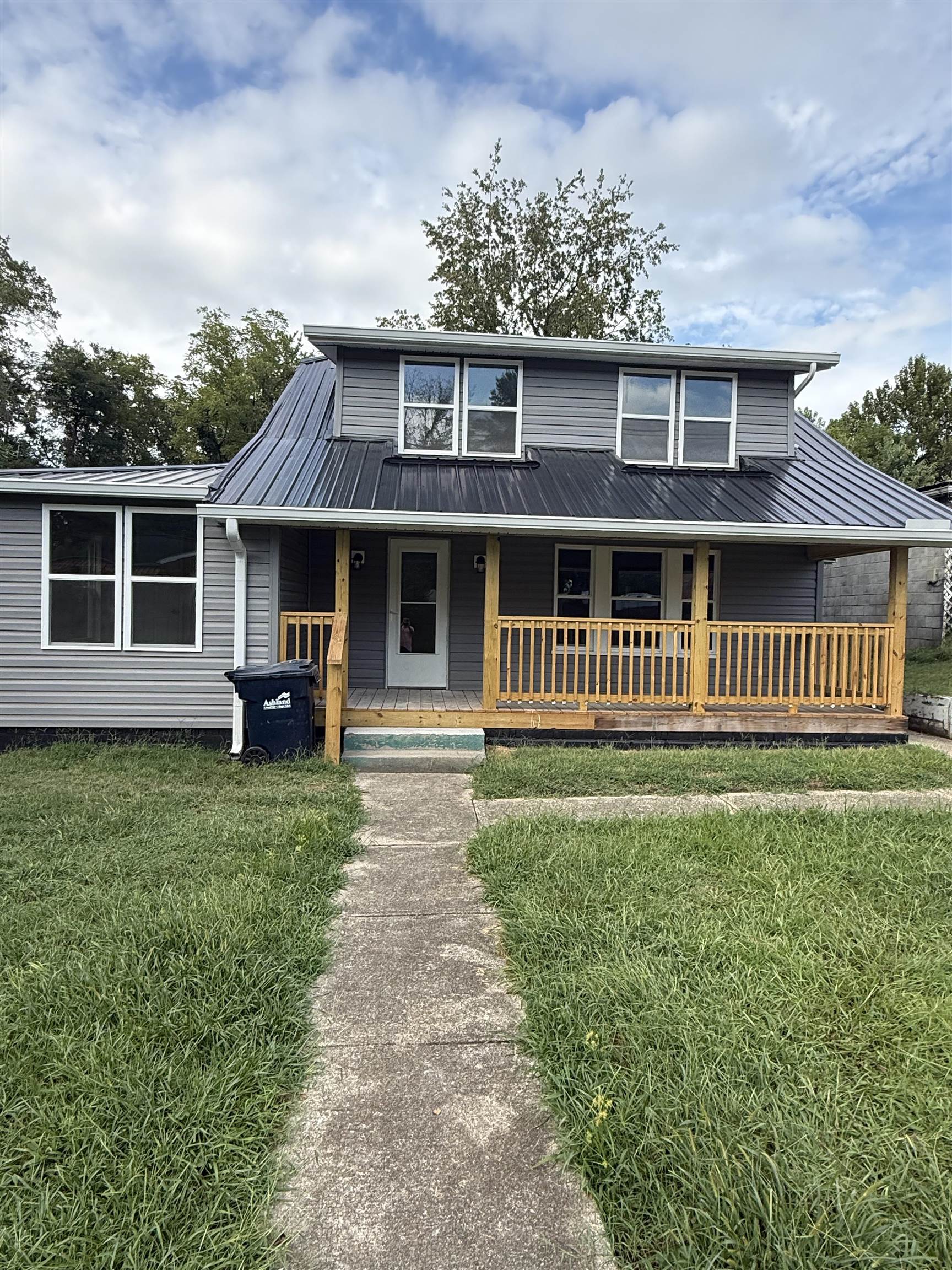 https://zimg.paragon.ice.com/ParagonImages/Property/PH/AABRKY/61257/2/0/0/1398e02b342a17cfffe026c3322ee961/0/01c031dcadfa818653483fb08b8737fd/61257-ac1430bd-a9d6-4ca4-b536-63b01b016591.JPG