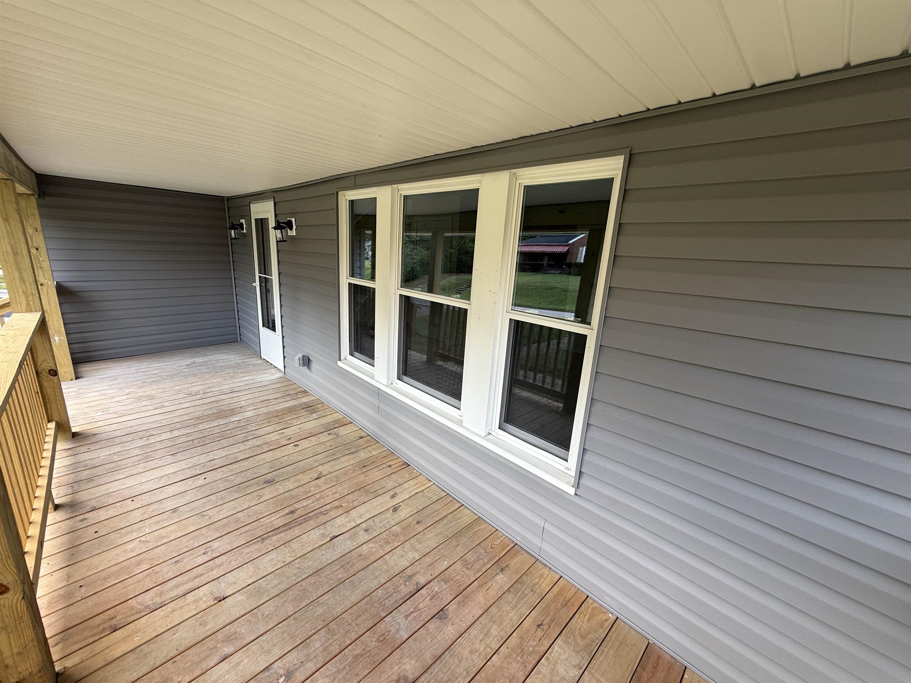https://zimg.paragon.ice.com/ParagonImages/Property/PH/AABRKY/61257/3/0/0/1d64b437953e785200789a77770804a5/0/01c031dcadfa818653483fb08b8737fd/61257-e1856677-a58e-44c1-8750-ae9abfd1894b.JPG