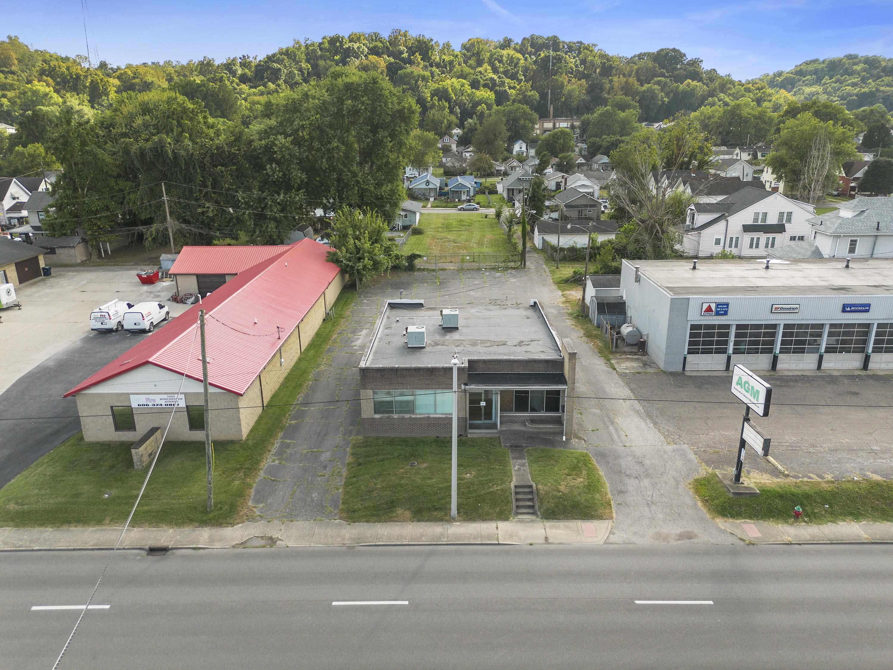 https://zimg.paragon.ice.com/ParagonImages/Property/PH/AABRKY/61260/1/0/0/791ec6ea94d9fe87c074105932f15731/0/47c4f836f7aeba35303215a327c62d7a/61260-0dfba114-a129-4ae4-b2d0-c8d872072870.JPG
