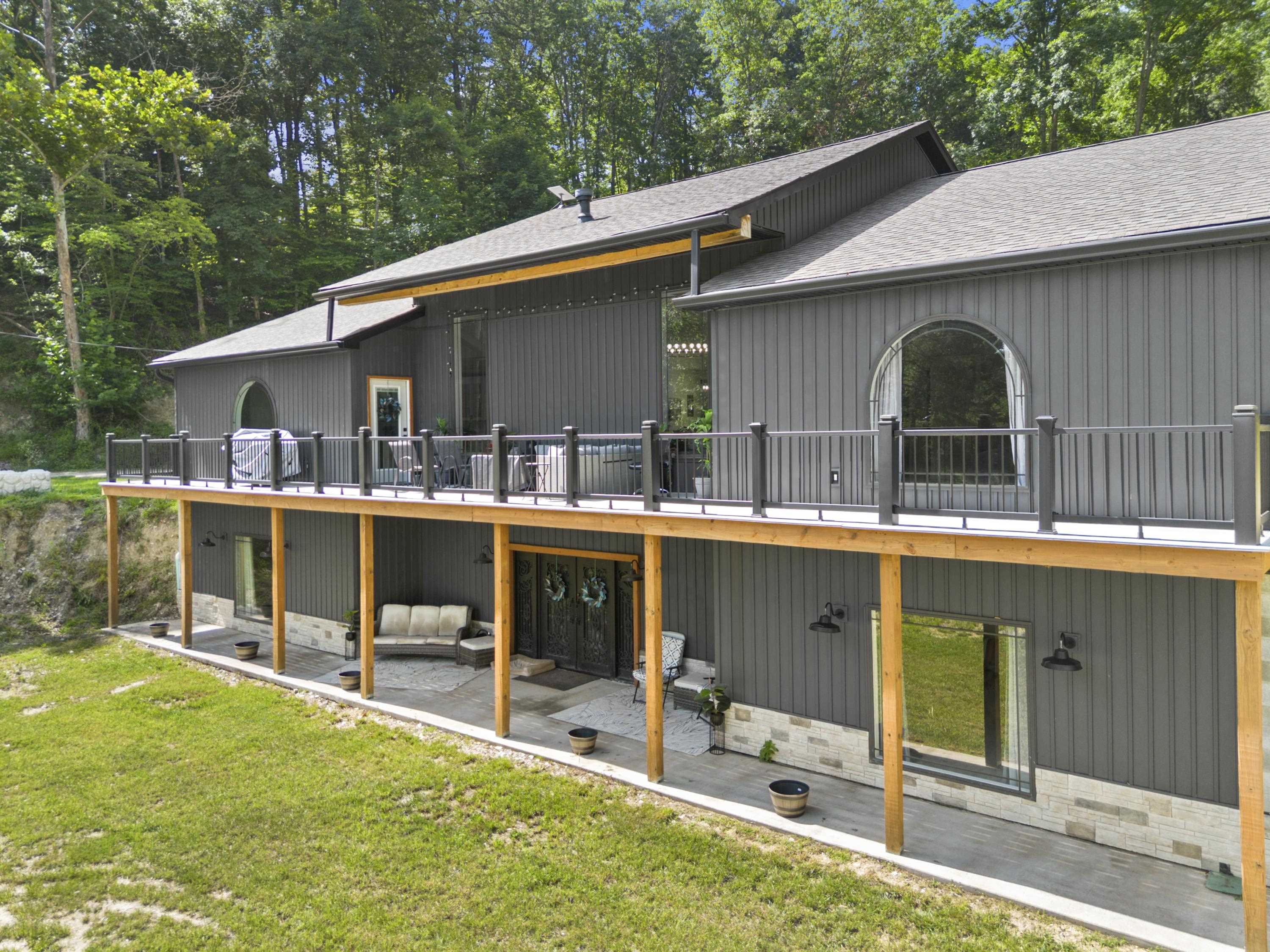 https://zimg.paragon.ice.com/ParagonImages/Property/PH/AABRKY/61261/1/0/0/c8c773739d87fad69d9ccf4f55ef8fc5/0/7186a54eb5cb42e7d2c15686d9cbe1e6/61261-129c205f-196c-4ac8-8aa8-23670a5cac66.JPG