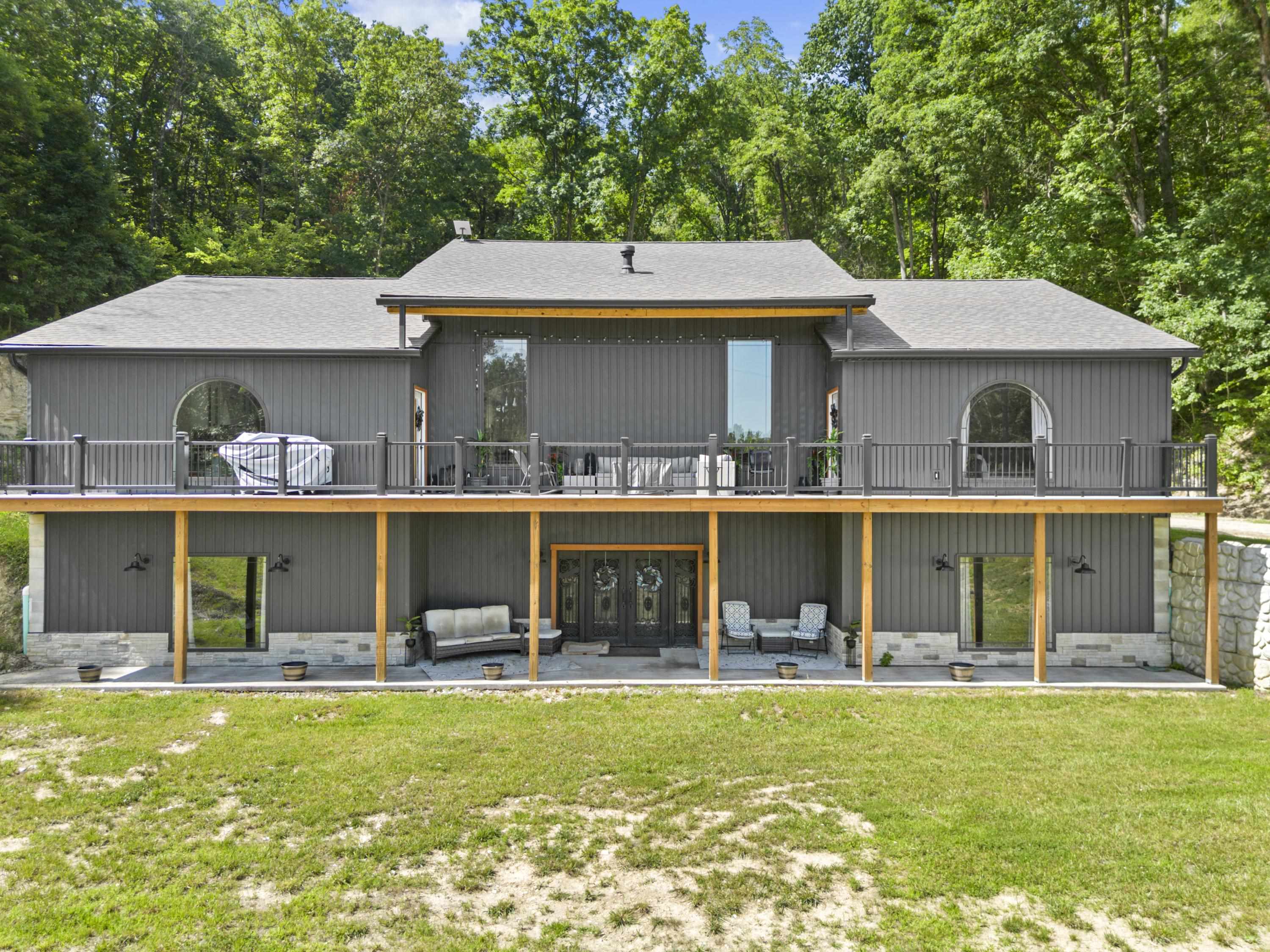 https://zimg.paragon.ice.com/ParagonImages/Property/PH/AABRKY/61261/3/0/0/3856202ef71fe07d1d45d63e8feabf58/0/7186a54eb5cb42e7d2c15686d9cbe1e6/61261-d5eeb398-f6f4-47a9-ae6c-5686e7103b29.JPG