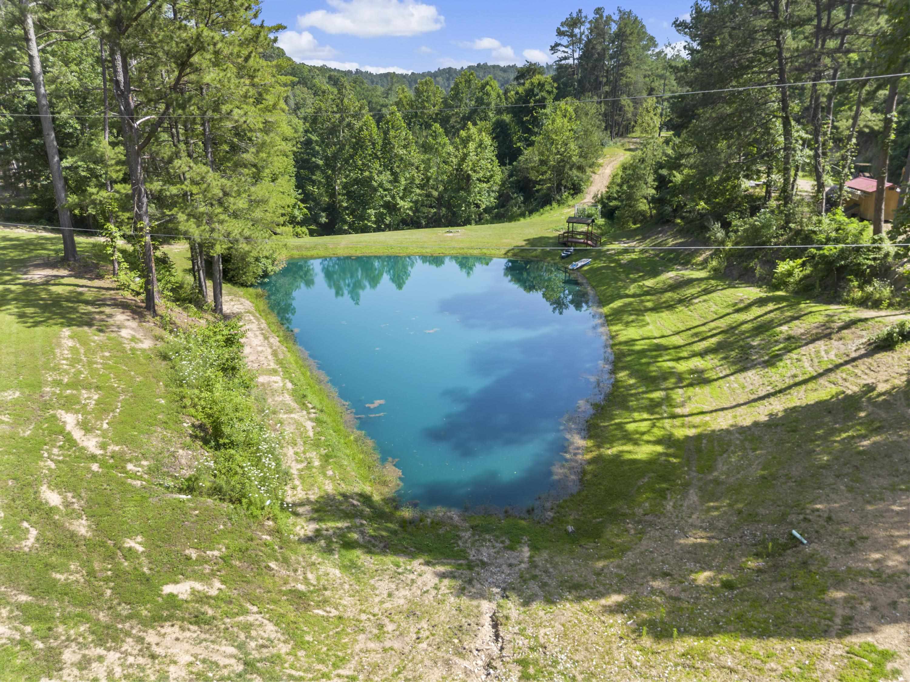 https://zimg.paragon.ice.com/ParagonImages/Property/PH/AABRKY/61261/4/0/0/6bb1a8484e9a9b3ea4254c358005a199/0/7186a54eb5cb42e7d2c15686d9cbe1e6/61261-ebacdf7e-6d6d-44bf-ab5b-5a926bc069e0.JPG