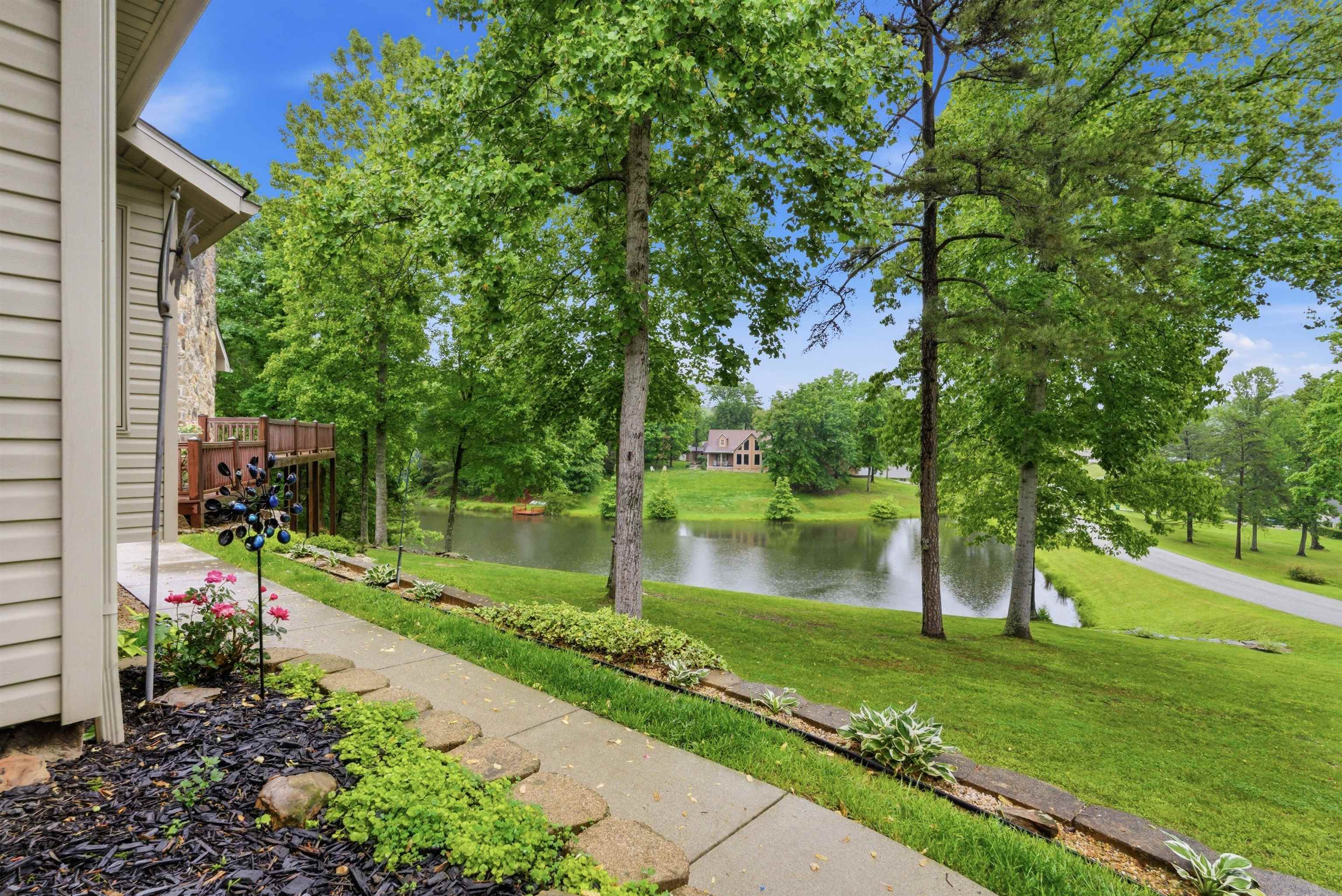 https://zimg.paragon.ice.com/ParagonImages/Property/PH/AABRKY/61264/6/0/0/4b529684836b8514a075af40c7665964/0/81490520963b53388f91a087f6ce1275/61264-d4278e3e-823a-4d61-9afa-70376b6d8376.JPG