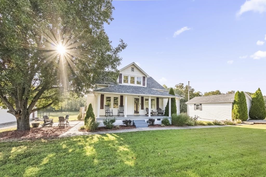 https://zimg.paragon.ice.com/ParagonImages/Property/PH/AABRKY/61266/2/0/0/c23c6ea32110db4d033ceb8693e7e883/0/3f90e875ddd18e8ef5f54cbb861c0f96/61266-2e96f696-027d-4e54-9e91-fb16d503b5bc.JPG