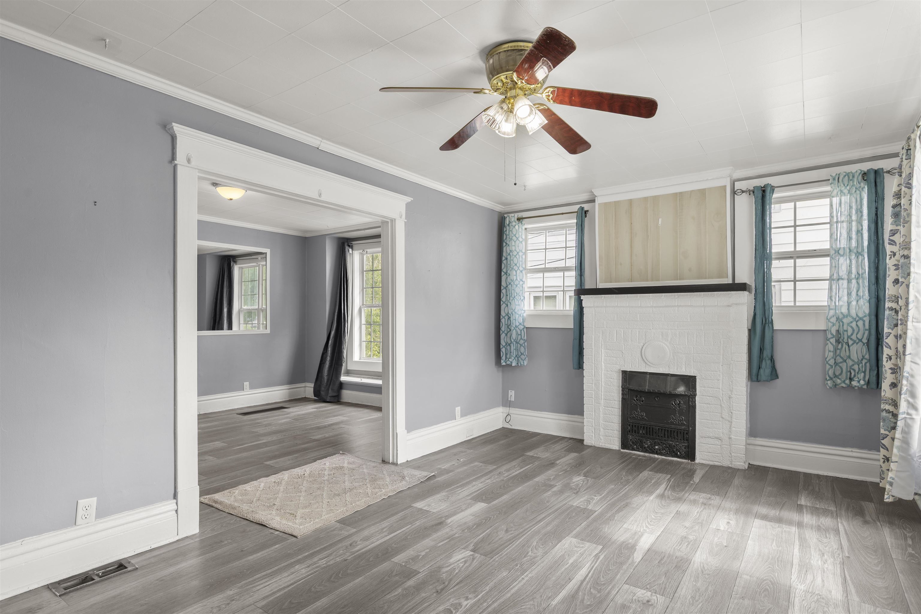 https://zimg.paragon.ice.com/ParagonImages/Property/PH/AABRKY/61268/2/0/0/8e2908adeac5de60dfef2d371af9ba3e/0/79844240a4d34700b3730a9852940834/61268-0687825e-9cee-44e7-9eac-4dc0506b2534.JPG