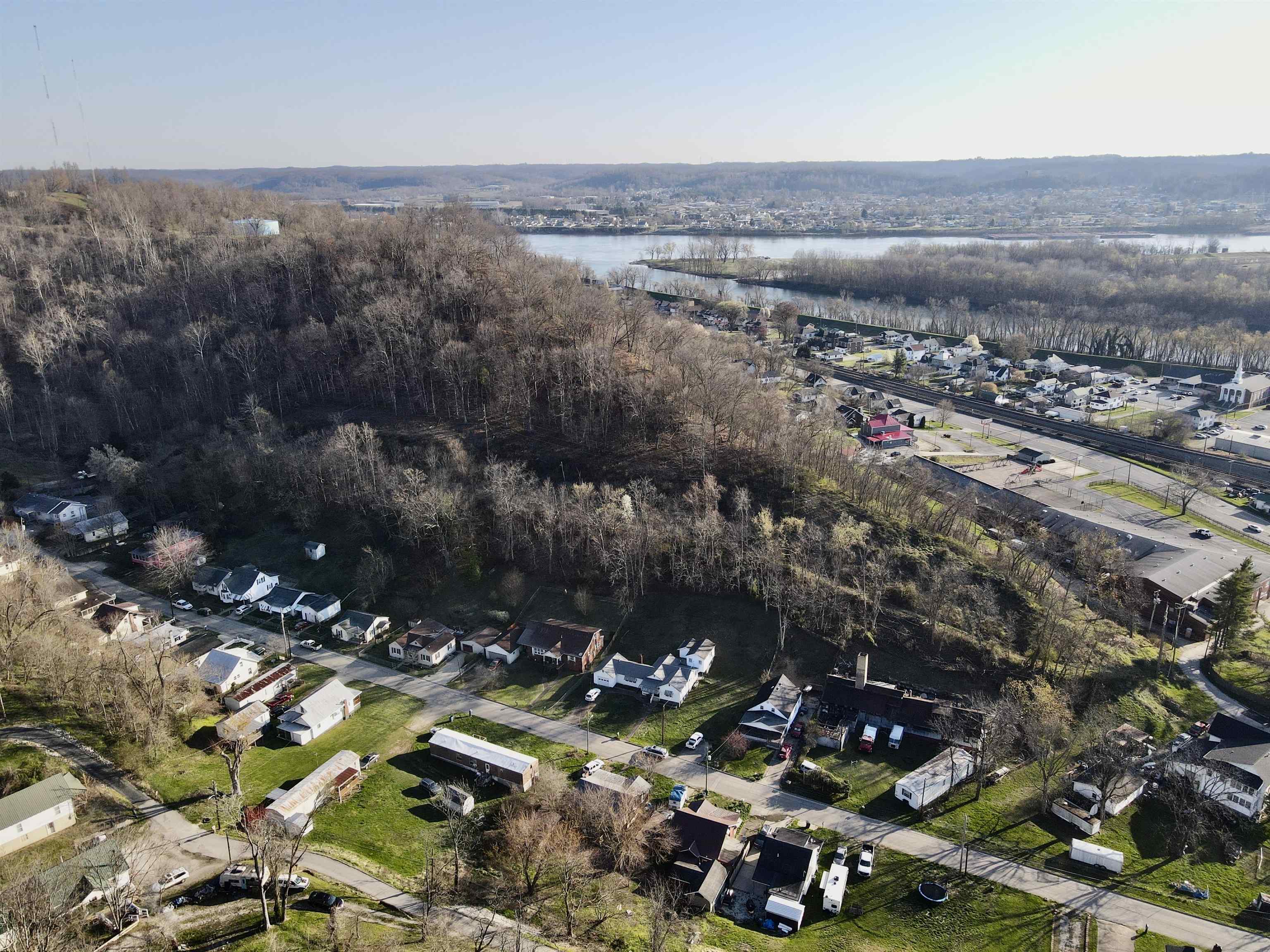 https://zimg.paragon.ice.com/ParagonImages/Property/PH/AABRKY/61284/6/0/0/2bc49a720d62c3b83f41df492b2aa6c7/0/819129e894dec24fa9af58aaf9241664/61284-5cadd1fd-bf86-464a-a48e-d596b0573147.JPG