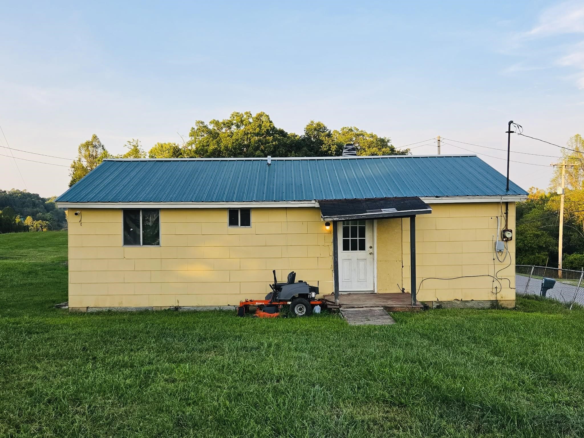 https://zimg.paragon.ice.com/ParagonImages/Property/PH/AABRKY/61292/2/0/0/8cbe9bfb785d6659ba3c1e4f62a31d78/0/24c6cd0280626e796a22ab1f12aa2843/61292-582f43e9-c539-4147-9e9d-600b32536856.JPG