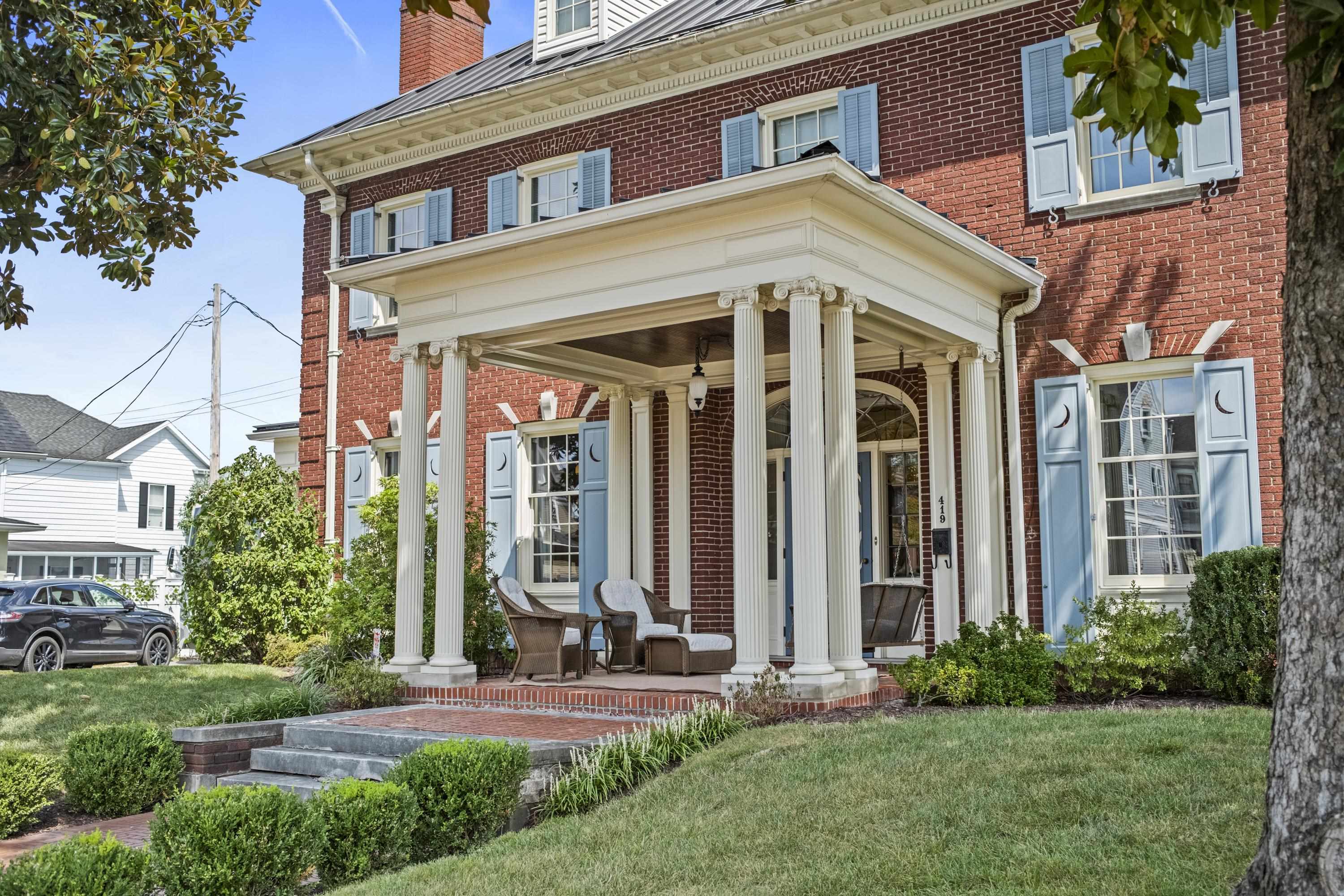 https://zimg.paragon.ice.com/ParagonImages/Property/PH/AABRKY/61293/1/0/0/c9523a9aef90615f1cf865cdeb266487/0/fd3918f5fb8115c1257587665e3078a0/61293-faf15f5d-fbc6-4499-b3dd-54476f4e99db.JPG