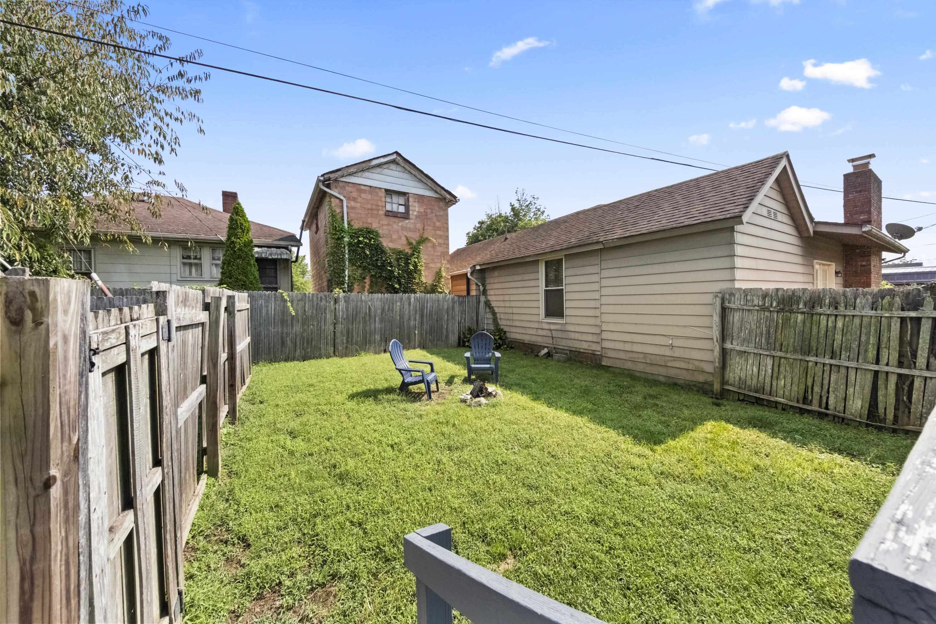 https://zimg.paragon.ice.com/ParagonImages/Property/PH/AABRKY/61311/1/0/0/363e4813e6e01300a062337fe70b46c8/0/d75b7030d2f2c8af71f63d8850e98b28/61311-0f47b10a-dc58-4410-aceb-6aa680978265.JPG