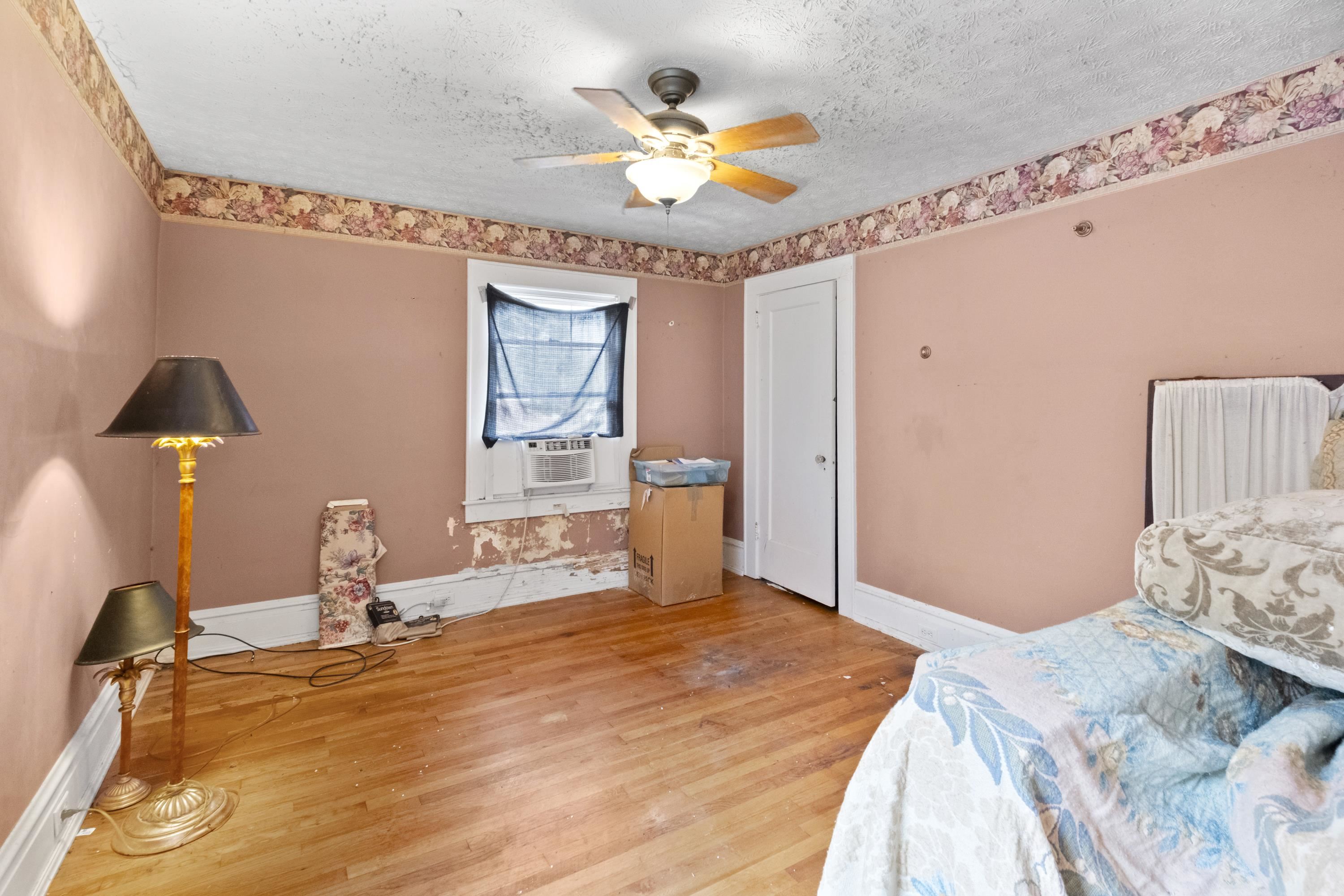 https://zimg.paragon.ice.com/ParagonImages/Property/PH/AABRKY/61314/11/0/0/18e8d0c87d2aa037b4ff5f2696b8c025/0/325b4d9050eeea2ea28cc3453e83a1ff/61314-c667a036-0ef0-47be-9ce6-1e5e0ee7ffeb.JPG
