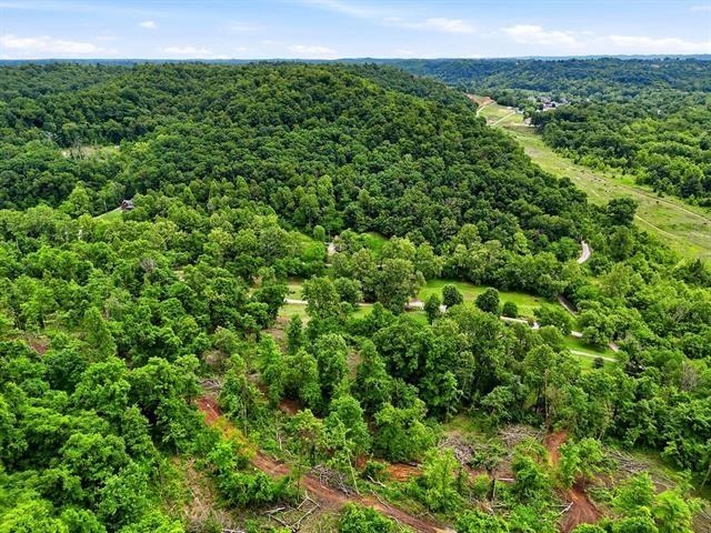 https://zimg.paragon.ice.com/ParagonImages/Property/PH/AABRKY/61316/4/0/0/f8c884b238a380c9f32e756a97c26dca/0/7f1f4facc9976ae812792cb4702f628d/61316-4febe0a3-0a9e-42c3-a23e-361d1f13d4d6.JPG