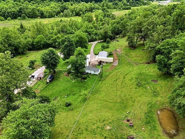 https://zimg.paragon.ice.com/ParagonImages/Property/PH/AABRKY/61316/6/0/0/cc9e7752c6f1976f79619717056d958a/0/7f1f4facc9976ae812792cb4702f628d/61316-c3b679df-01b0-476c-9a0d-7173699630b0.JPG