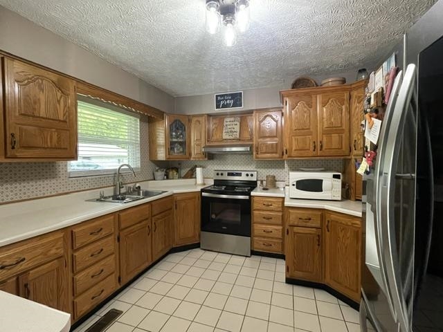 https://zimg.paragon.ice.com/ParagonImages/Property/PH/AABRKY/61324/12/0/0/ffe4231b8f2d7cd9b58deeb46a69a2a9/0/7637666b98e944b7d479f673a2a6618e/61324-6aab3a8c-2144-4235-afec-59660f744cdd.JPG
