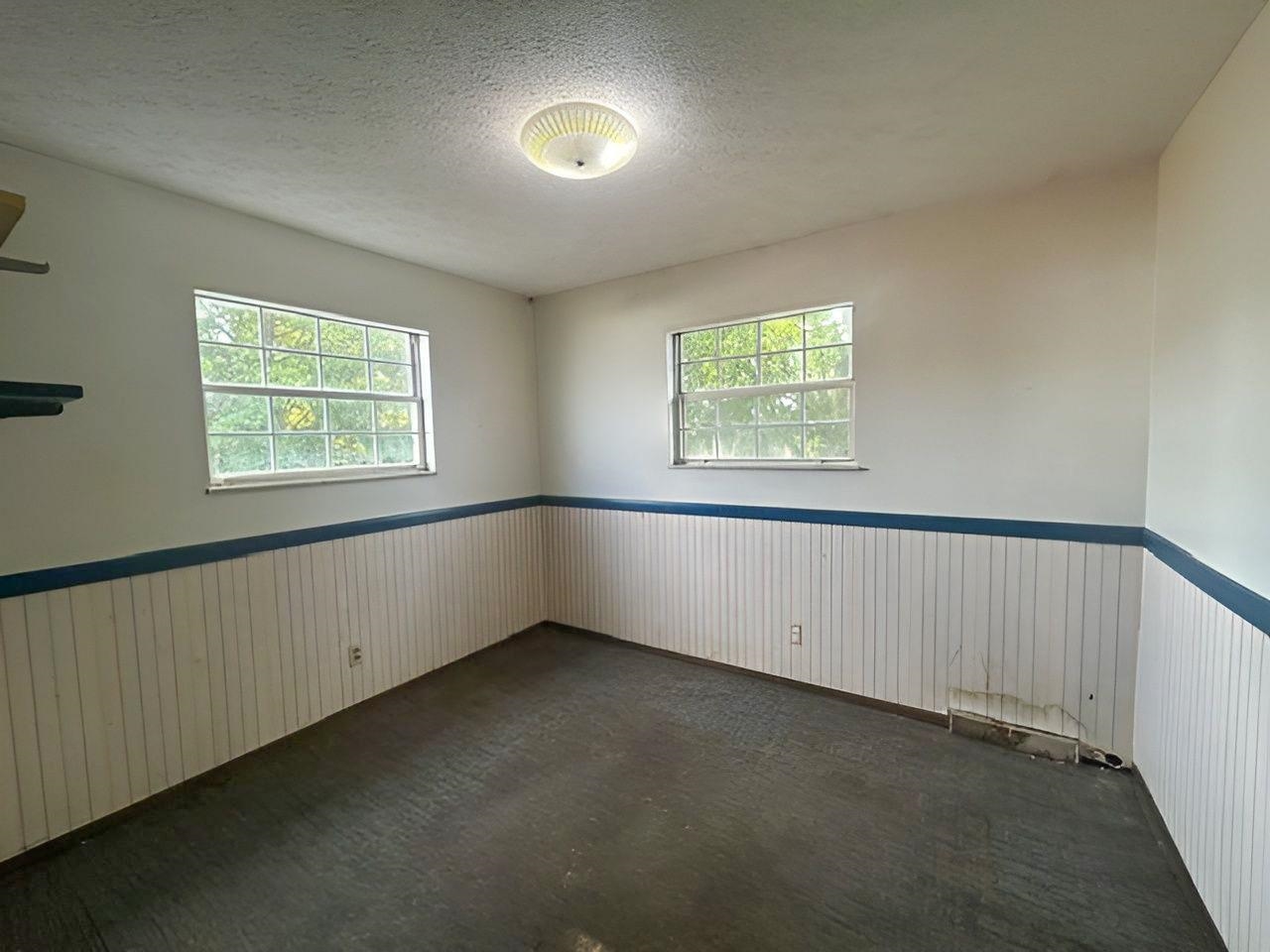 https://zimg.paragon.ice.com/ParagonImages/Property/PH/AABRKY/61354/13/0/0/bbc032a9e4c2eb74ce3d1c9dea1cd8f2/0/3d074b4c8b8072299c503d9f8af298ca/61354-787b0b19-6c66-47eb-afaa-696ff8af7212.JPG