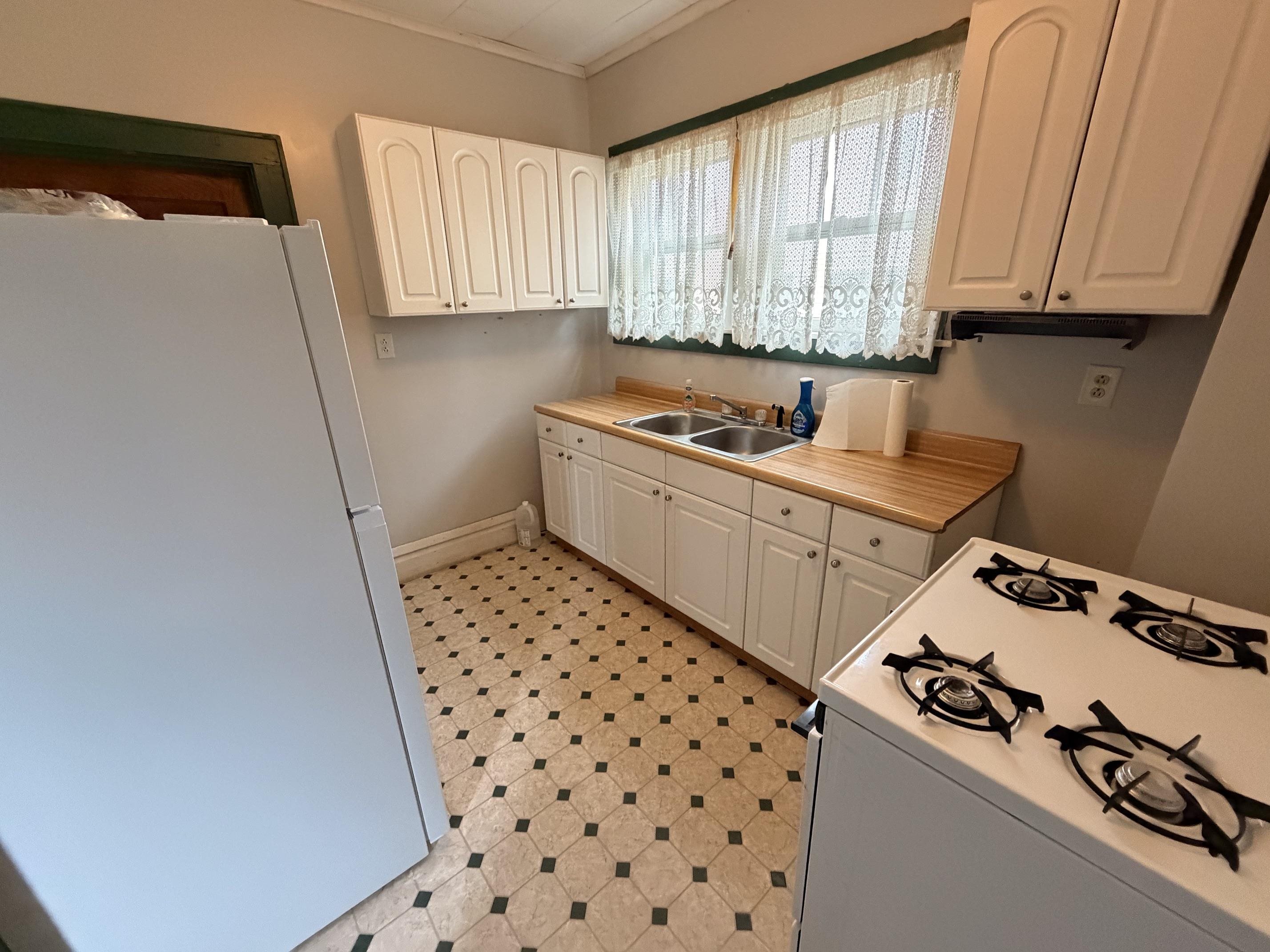 https://zimg.paragon.ice.com/ParagonImages/Property/PH/AABRKY/61359/10/0/0/d04122a053040e34474813a909e80d35/0/46fae9b93c73d2bfac53550909781e79/61359-97423077-59a5-484a-973b-d78fe2c1648c.JPG