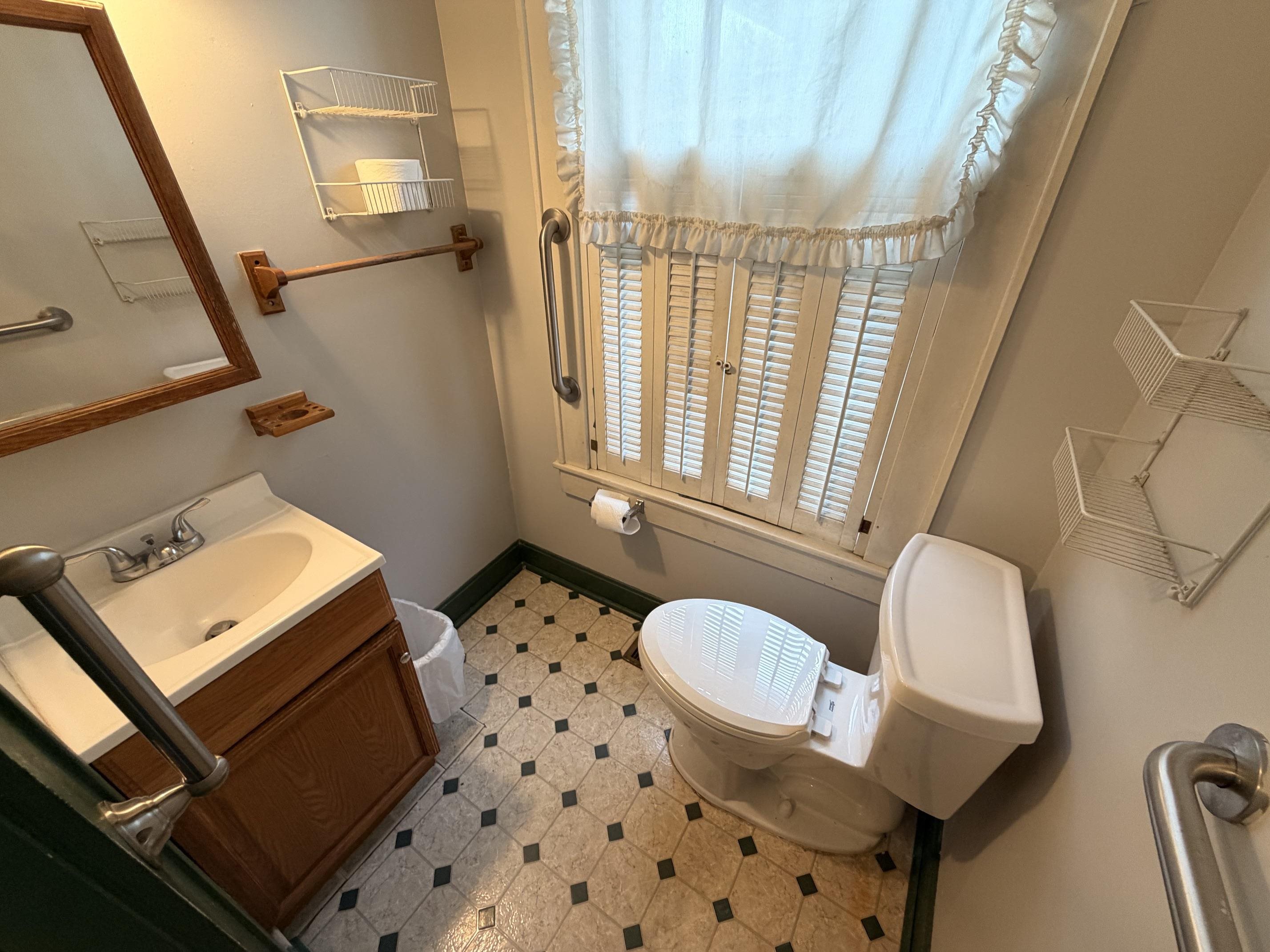 https://zimg.paragon.ice.com/ParagonImages/Property/PH/AABRKY/61359/14/0/0/9956954a220d7a1c71fac2aec30e5167/0/46fae9b93c73d2bfac53550909781e79/61359-e22b1ff0-f8c4-4b06-aa8a-56e47fc50336.JPG