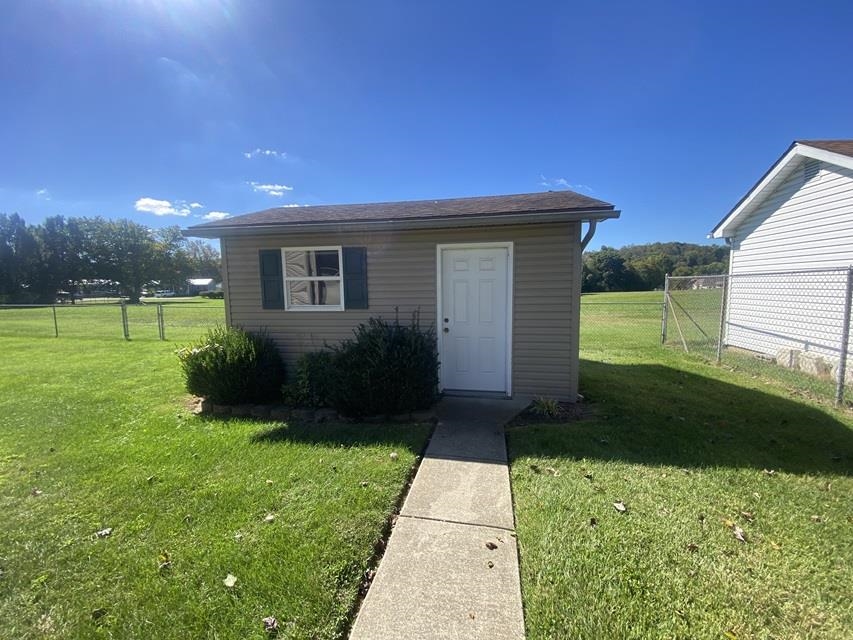 https://zimg.paragon.ice.com/ParagonImages/Property/PH/AABRKY/61370/4/0/0/36e510bf77bfd3f6127417b4c9d7288b/0/e270350497651c26e890f3d1bf19a477/61370-0ee53842-be3b-43d2-b81a-66ca121fa763.JPG