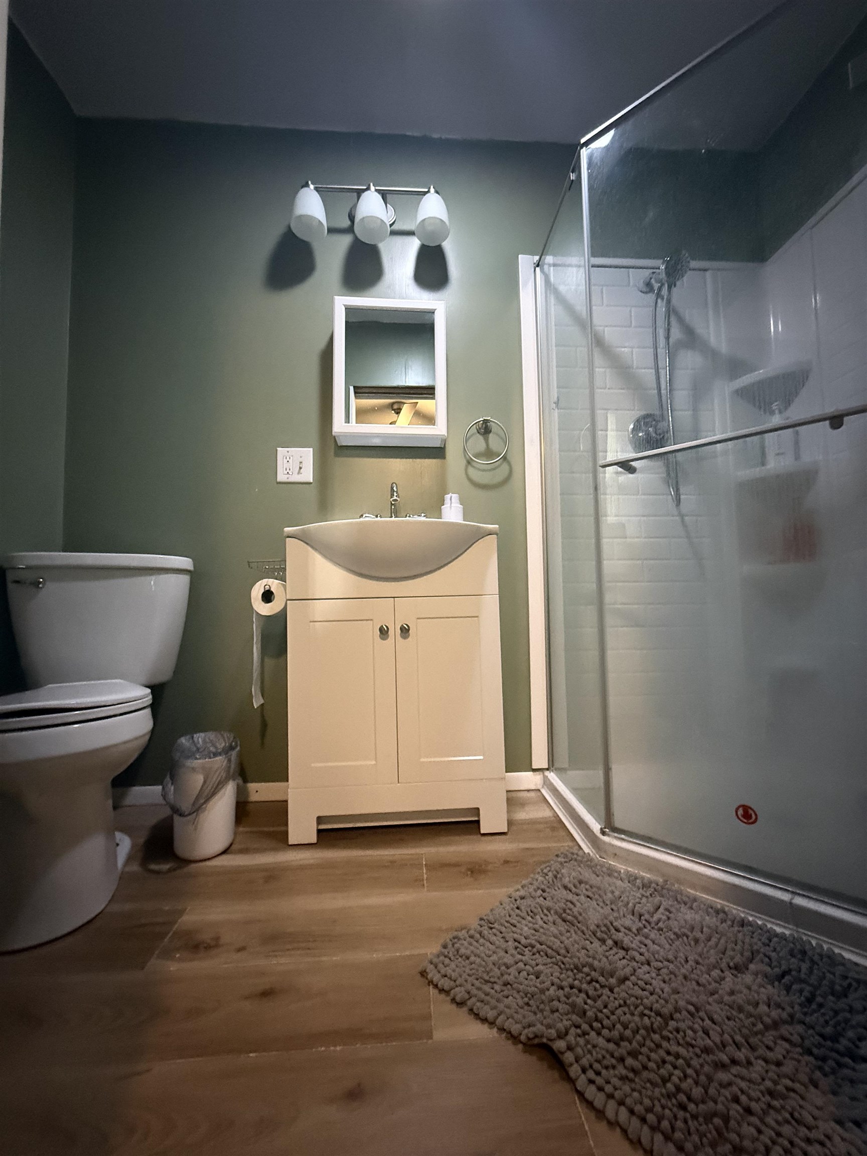 https://zimg.paragon.ice.com/ParagonImages/Property/PH/AABRKY/61373/9/0/0/40c52efc25b2d23932975985da8162dd/0/ef14a3cb7194e666c3bd039b177e8506/61373-fe8a25a0-94f7-4f62-b0b3-162ed9168f55.JPG