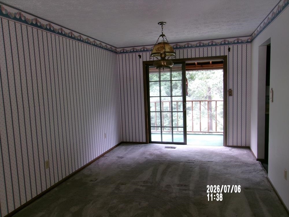 https://zimg.paragon.ice.com/ParagonImages/Property/PH/AABRKY/61384/4/0/0/5744c90cccedf6ba4bceb2d522e728cf/0/20ba16c41b792bf91400cbd7be328056/61384-1ad04703-6f38-4d17-85a2-007623f86e4a.JPG