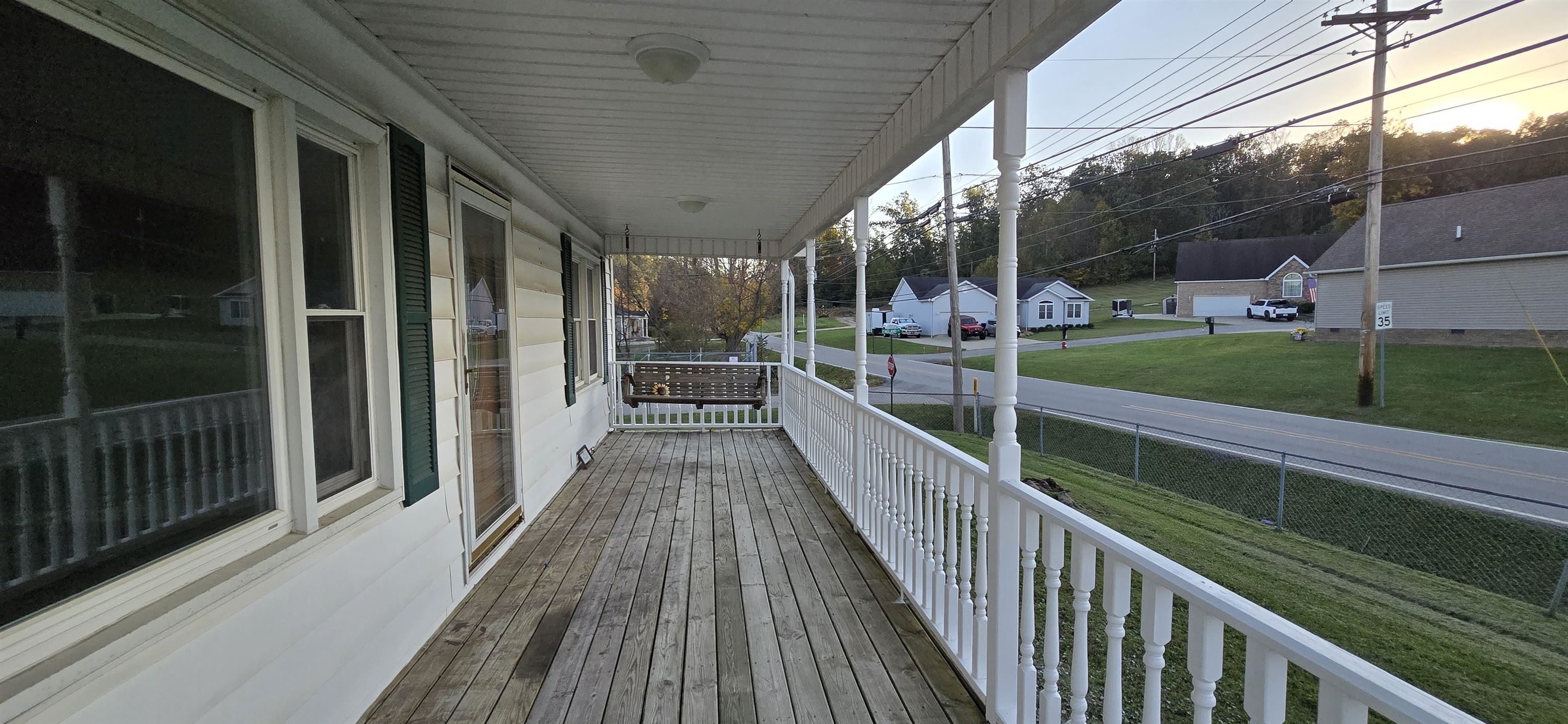 https://zimg.paragon.ice.com/ParagonImages/Property/PH/AABRKY/61419/1/0/0/52193b0d0c29046dae37508641a00968/0/e976346c32fb3ad8ec7f76590175cca7/61419-e9932e17-e31a-4371-a28c-263a0e38217d.JPG