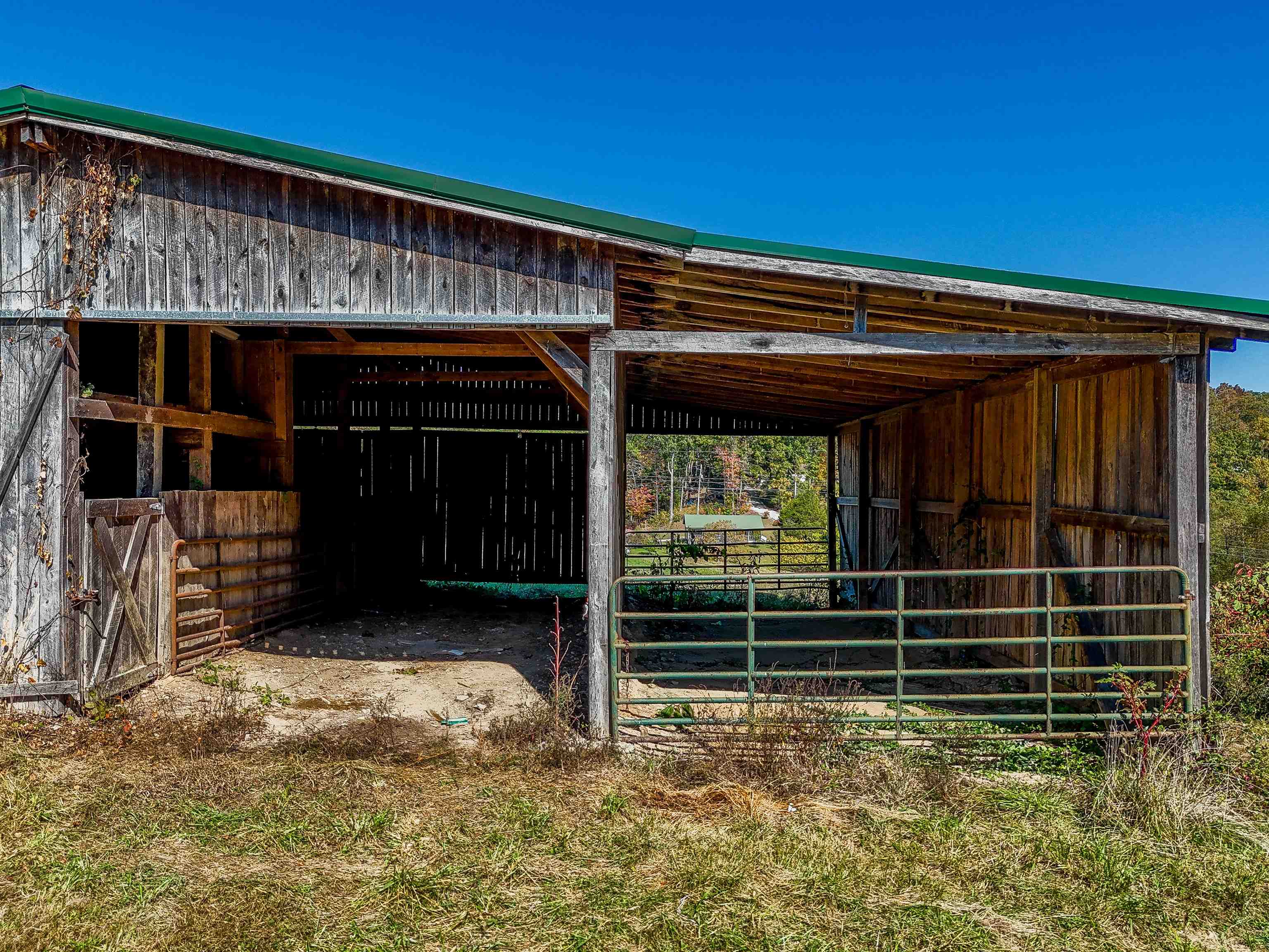 https://zimg.paragon.ice.com/ParagonImages/Property/PH/AABRKY/61422/9/0/0/f57ce4af8a0e908051581a43cc999ced/0/bad06350415ba00dd9b8d3fe84a9fa1a/61422-075eb66c-3922-4b89-9805-6da1fc284945.JPG
