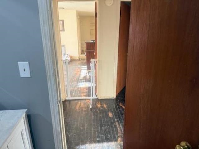 https://zimg.paragon.ice.com/ParagonImages/Property/PH/AABRKY/61439/6/0/0/1dd6670a7cdcb51e2ccd4c210d4c9f10/0/70aedf4388d72ddc222f9b821a85c7c5/61439-5600d58e-5736-438d-a08f-820e1ce7dfb1.JPG