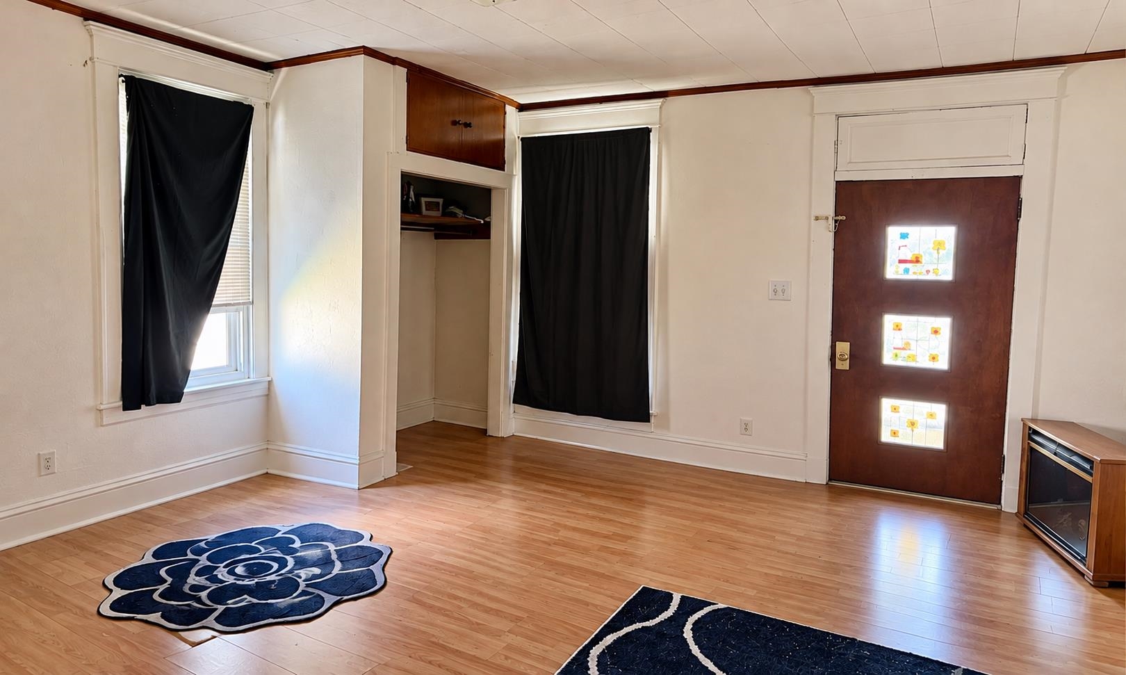 https://zimg.paragon.ice.com/ParagonImages/Property/PH/AABRKY/61455/1/0/0/c101f98c289030171b6662a231f74d66/0/d0ffbf28084fc593a9622be88f4383ce/61455-a2cded90-1e22-4093-9585-cd902ba990f6.JPG