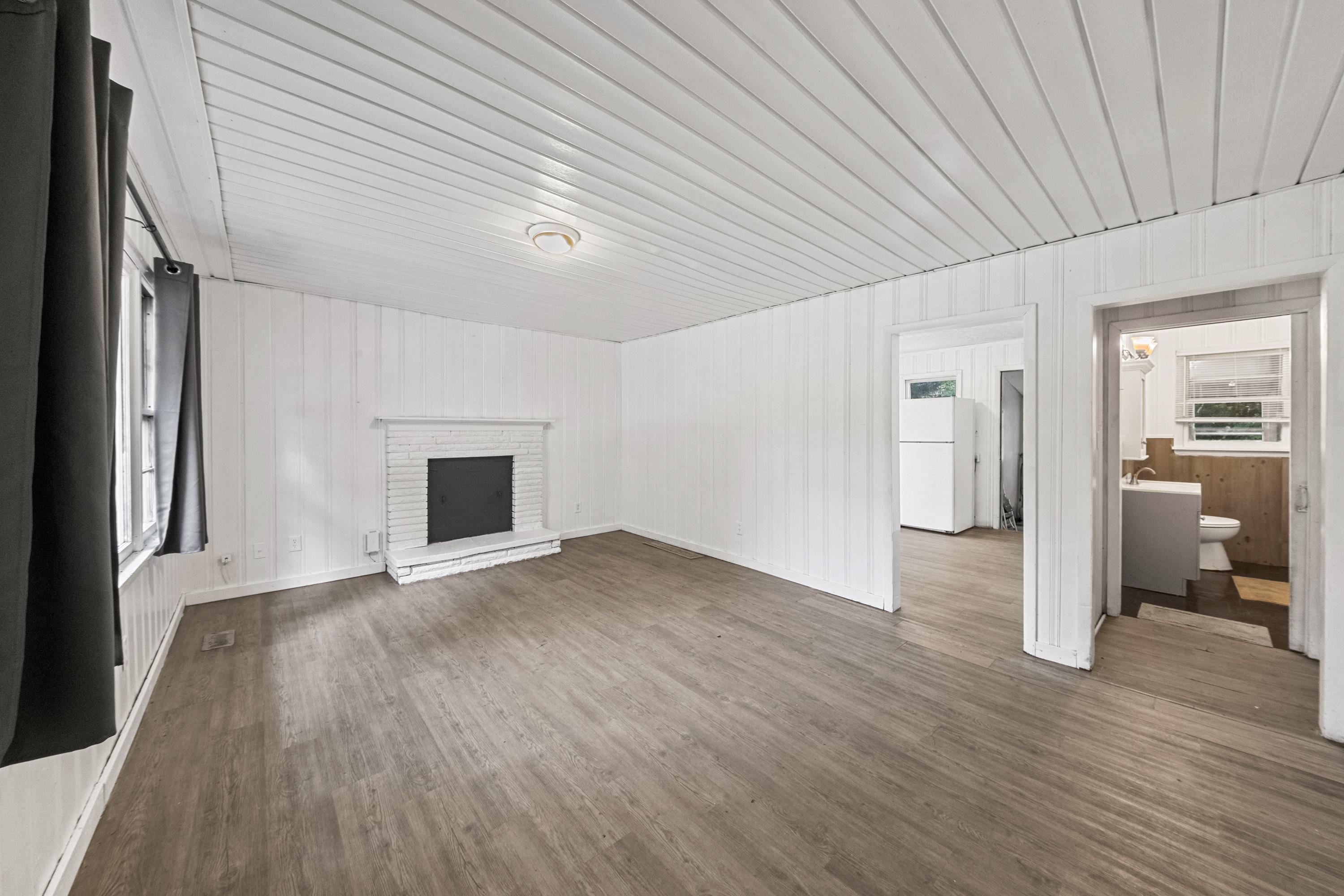 https://zimg.paragon.ice.com/ParagonImages/Property/PH/AABRKY/61458/1/0/0/b3bfb166d9711e15e8921d1e7616bb6c/0/d4615d9e84452461c3ce9928dc068a1d/61458-929dea27-1f2c-4837-8fe7-bffe8ba10ba0.JPG