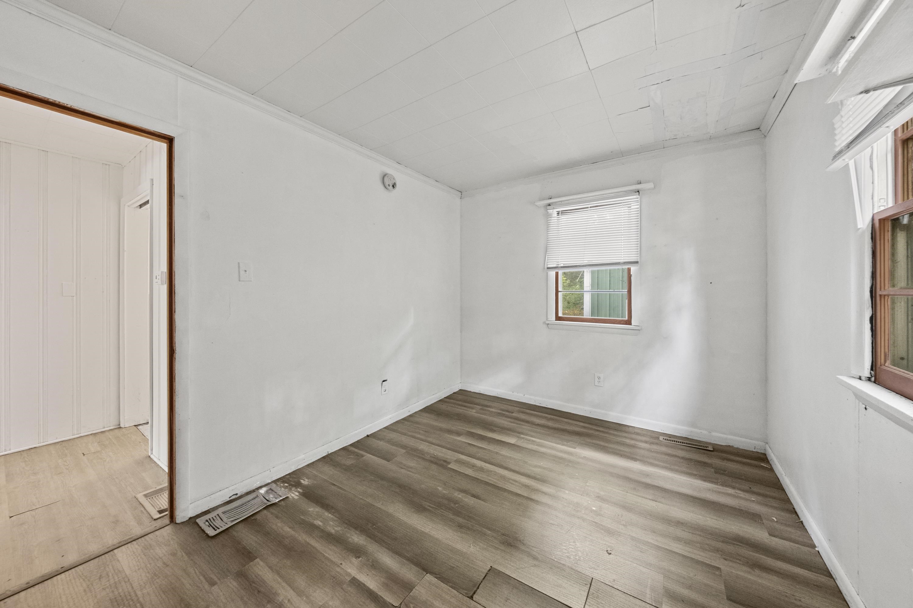 https://zimg.paragon.ice.com/ParagonImages/Property/PH/AABRKY/61458/8/0/0/761a2c7861fa31b10d117a4d9f96622d/0/d4615d9e84452461c3ce9928dc068a1d/61458-713ed87f-4ab4-4488-b950-3829d5b7563f.JPG