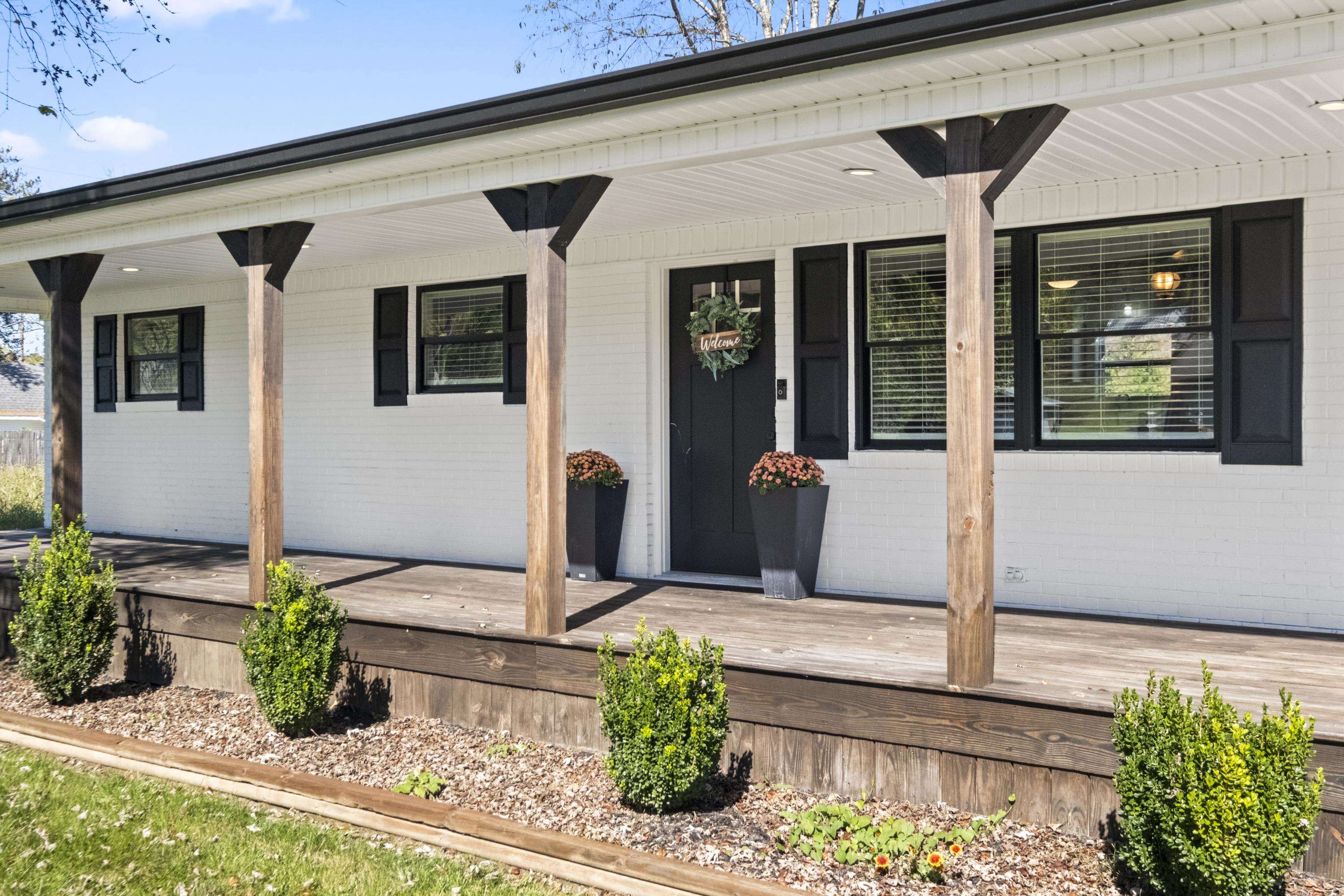 https://zimg.paragon.ice.com/ParagonImages/Property/PH/AABRKY/61459/5/0/0/7f94f3862c65b08a40847186fdc386d4/0/a90b1eb01c9e7eb3aca4f4fc9d98b36d/61459-2f13d324-c133-4012-8cdf-a4c697ed8e82.JPG
