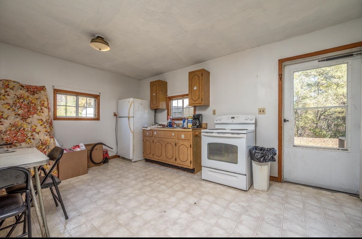 https://zimg.paragon.ice.com/ParagonImages/Property/PH/AABRKY/61464/12/0/0/c98dd54c1acc81e0afa86f620b772861/0/ea561b20756ec53bb87820e55f551a1c/61464-c3002a6f-e7f9-484b-92f2-93d91d8ba29d.JPG