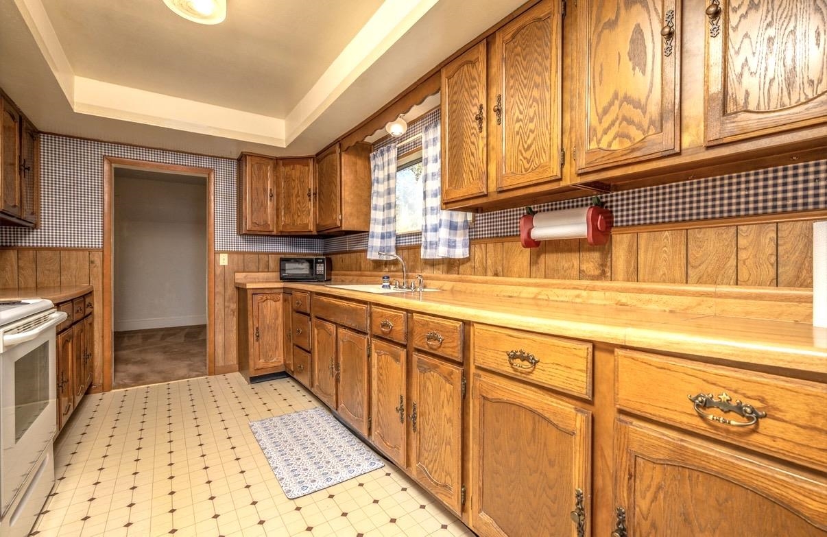 https://zimg.paragon.ice.com/ParagonImages/Property/PH/AABRKY/61465/10/0/0/7560ffca03768eeb73dec38e9c930bde/0/e3dfea187c1de58bff0c0bfaf7d82796/61465-6a6f3a58-ec7a-4505-93ed-e49466e822f6.JPG