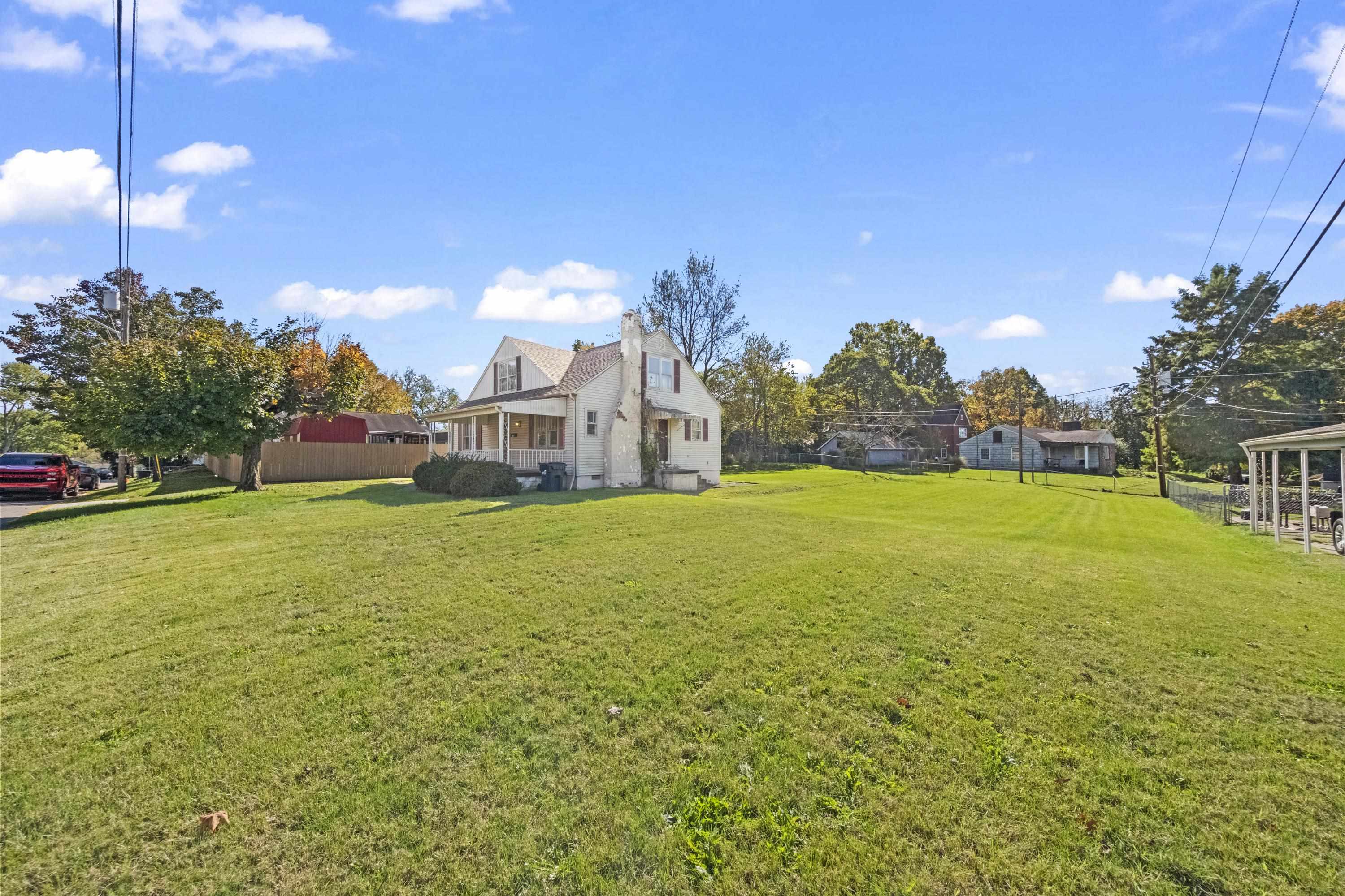 https://zimg.paragon.ice.com/ParagonImages/Property/PH/AABRKY/61466/1/0/0/c2da522e5a483952cbb150f9c7be0780/0/eac9322a83536a793d688f28dac9b9dd/61466-f8b311cf-0d15-4afc-bc22-1212d235a8c3.JPG