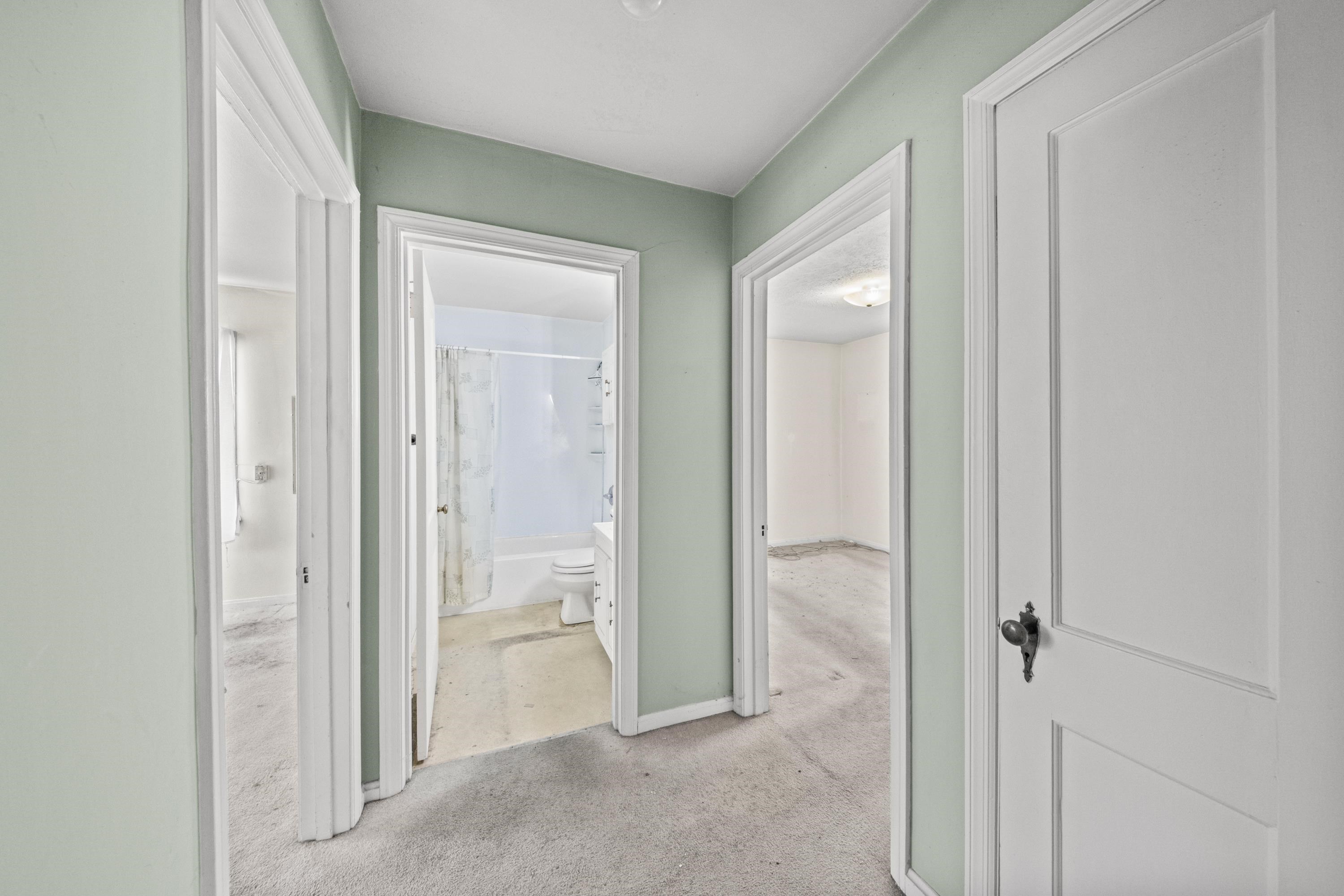 https://zimg.paragon.ice.com/ParagonImages/Property/PH/AABRKY/61466/13/0/0/5aed01aa9730419167a5b5d4250ba44e/0/eac9322a83536a793d688f28dac9b9dd/61466-031b65a3-24db-47d5-8138-8bde770c972e.JPG