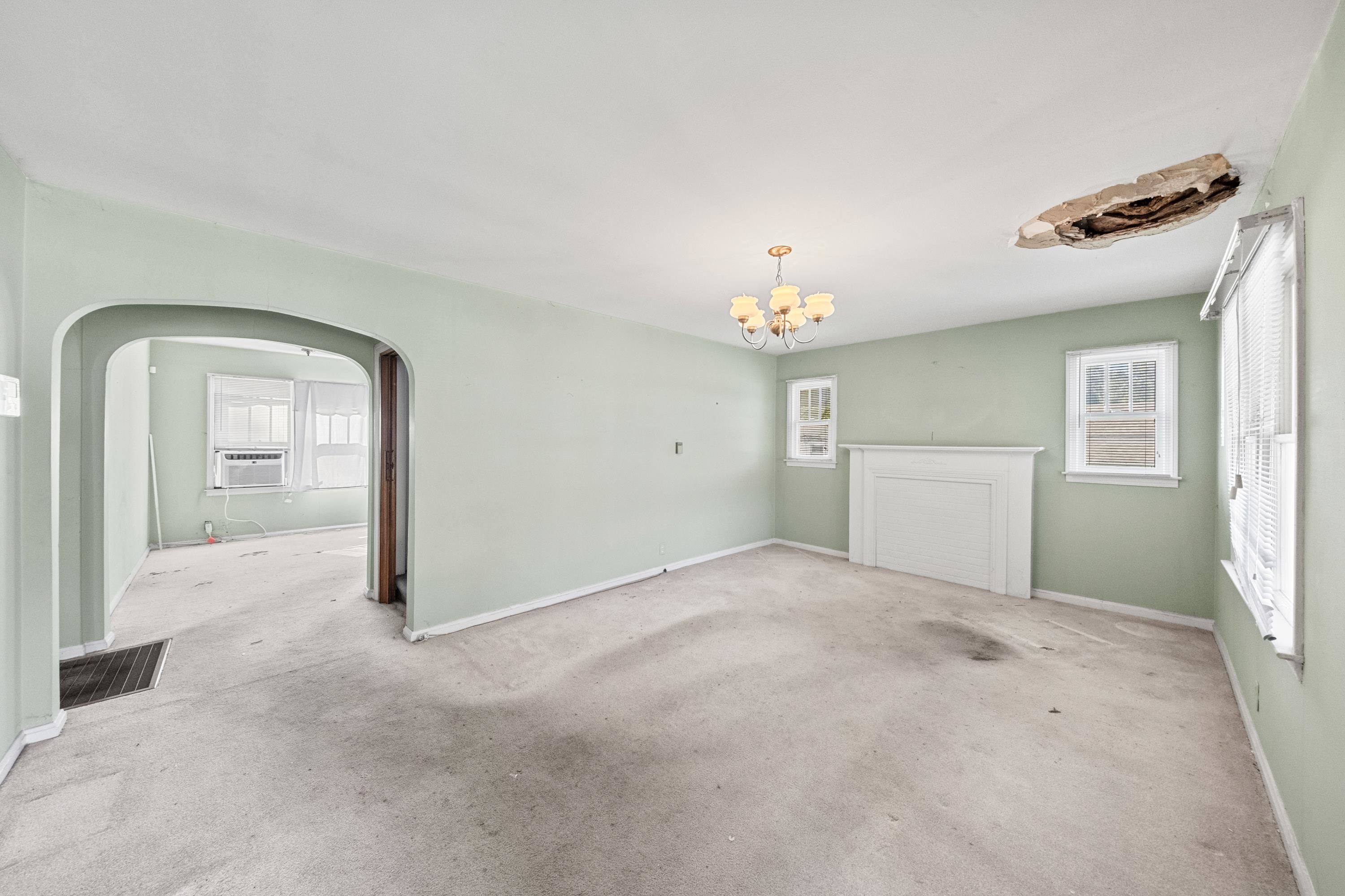 https://zimg.paragon.ice.com/ParagonImages/Property/PH/AABRKY/61466/5/0/0/9aee15301f115f6f7f75f0c3f755092a/0/eac9322a83536a793d688f28dac9b9dd/61466-101f151a-7b61-4dac-8b98-4b8a9be455ac.JPG