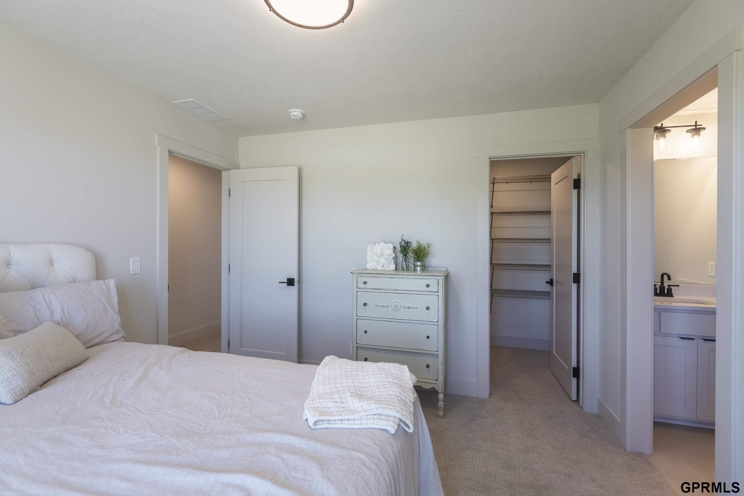 4515 203 Avenue, Elkhorn, NE, 68135