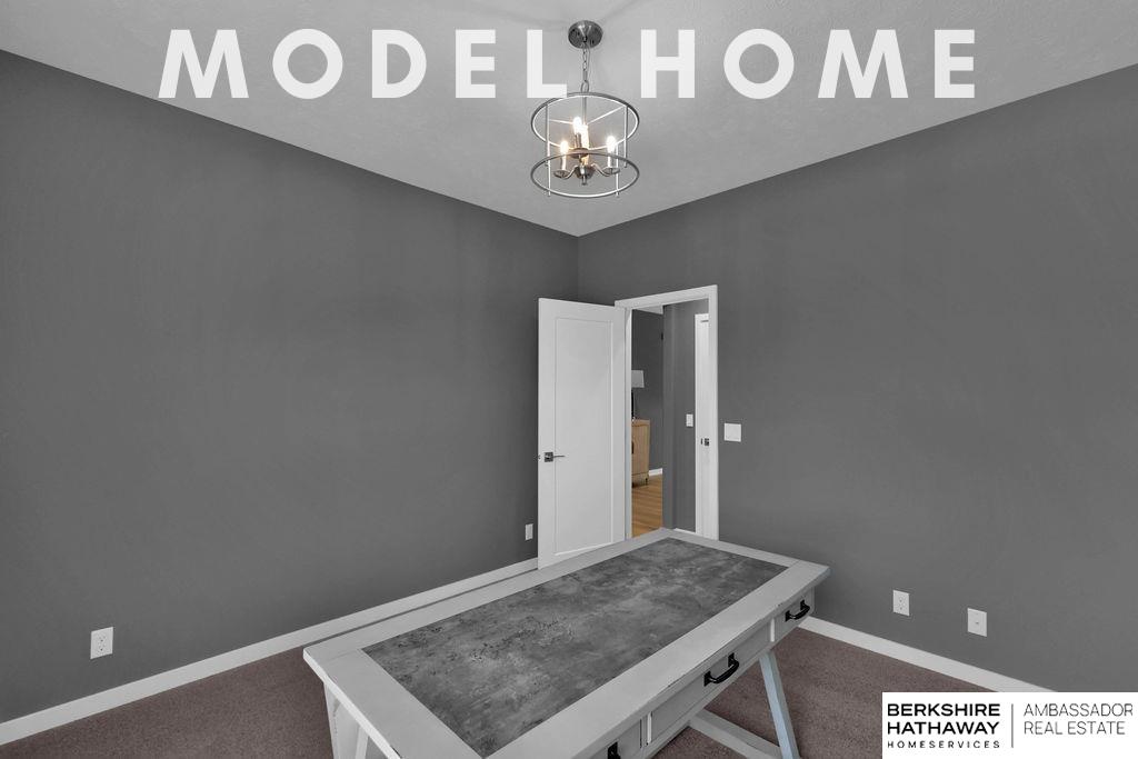 10518 113th Street, Papillion, NE, 68046