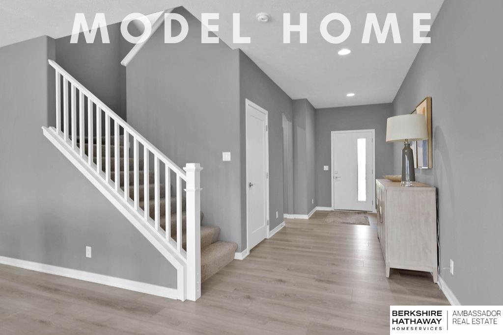 10518 113th Street, Papillion, NE, 68046