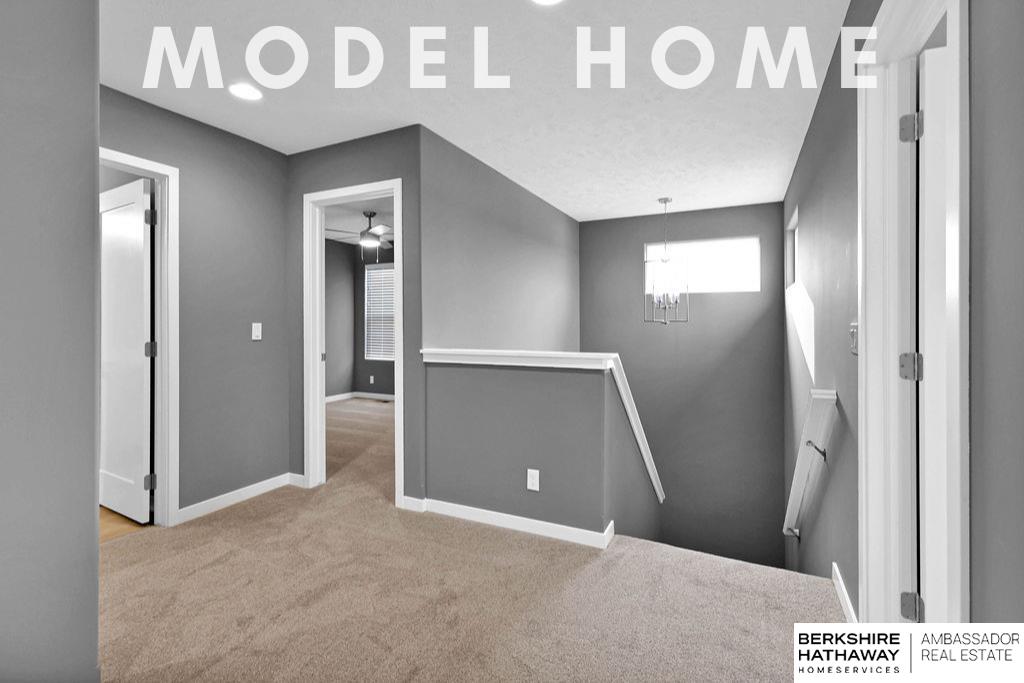 10518 113th Street, Papillion, NE, 68046