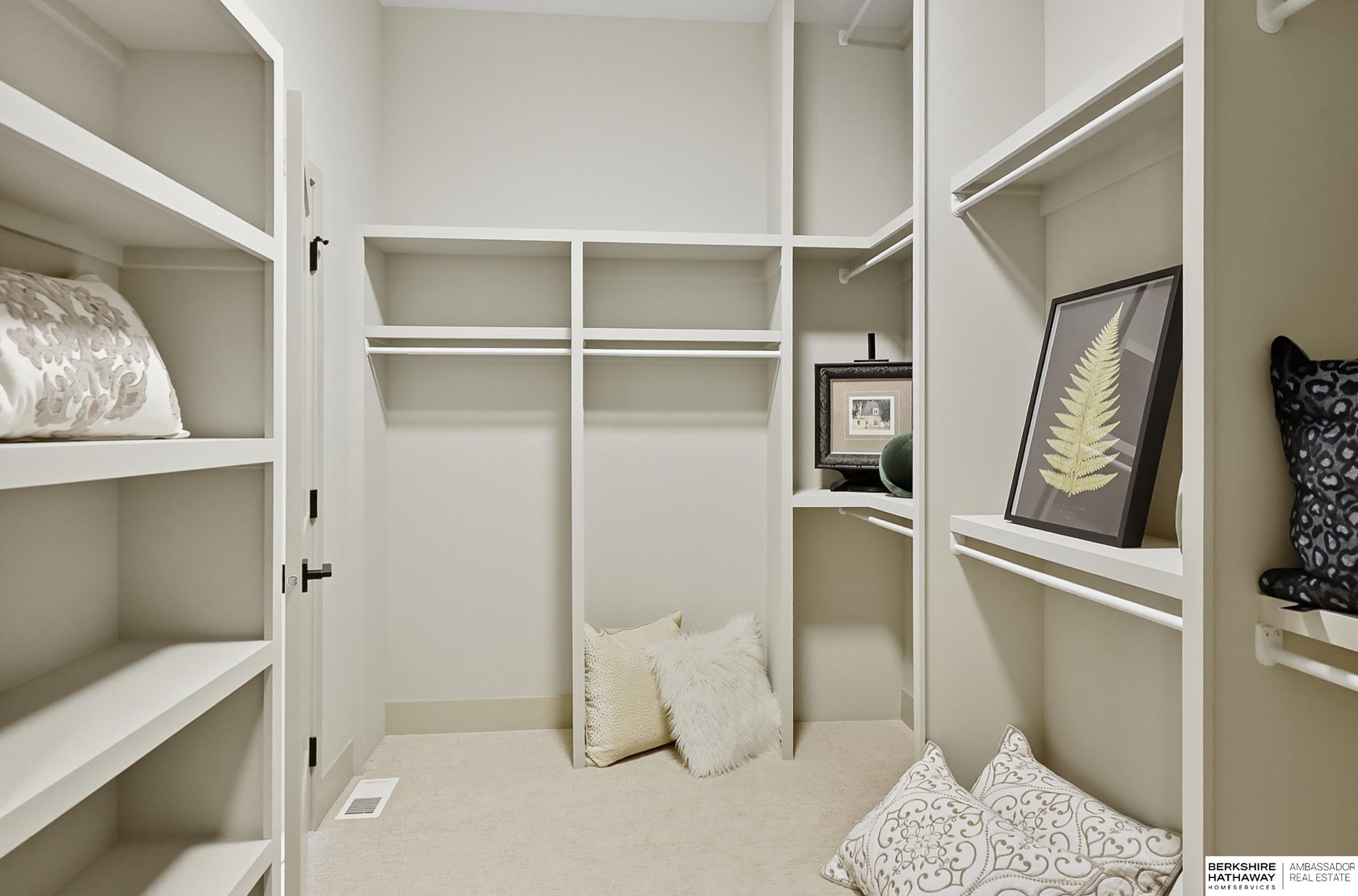 11514 S 114th Avenue, Papillion, NE, 68046