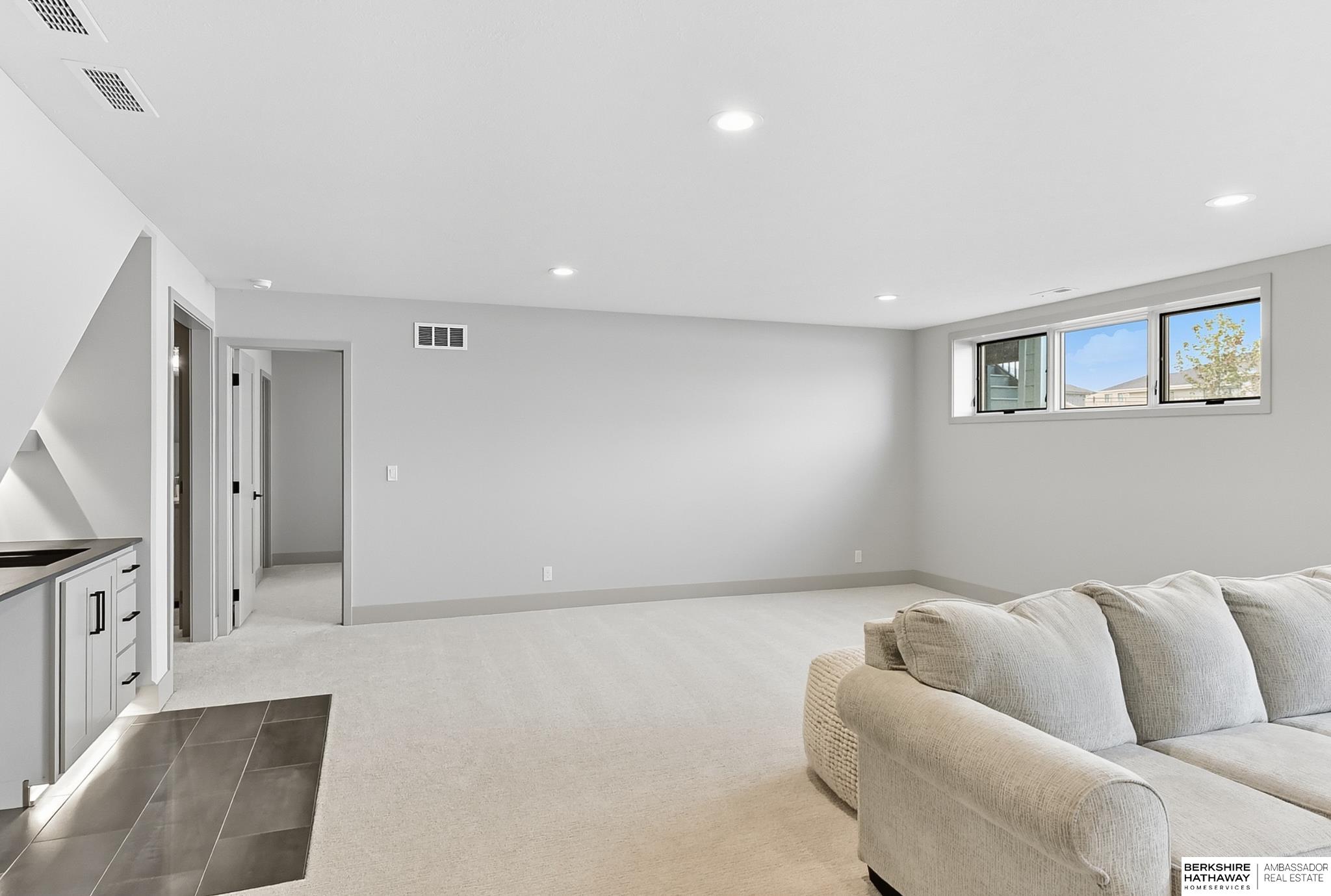 11514 S 114th Avenue, Papillion, NE, 68046