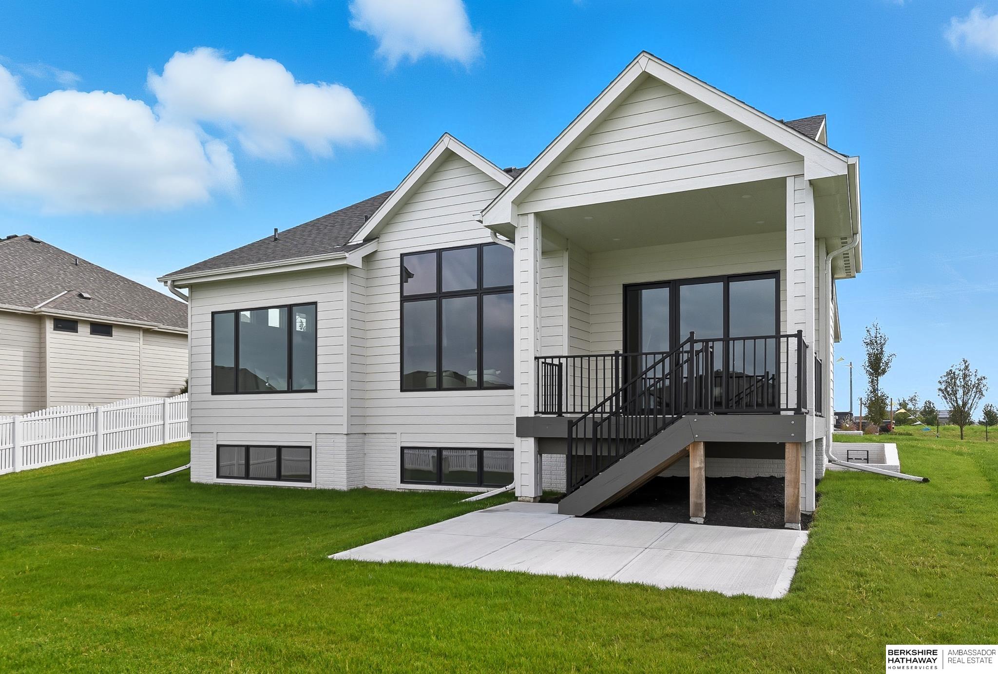 11514 S 114th Avenue, Papillion, NE, 68046